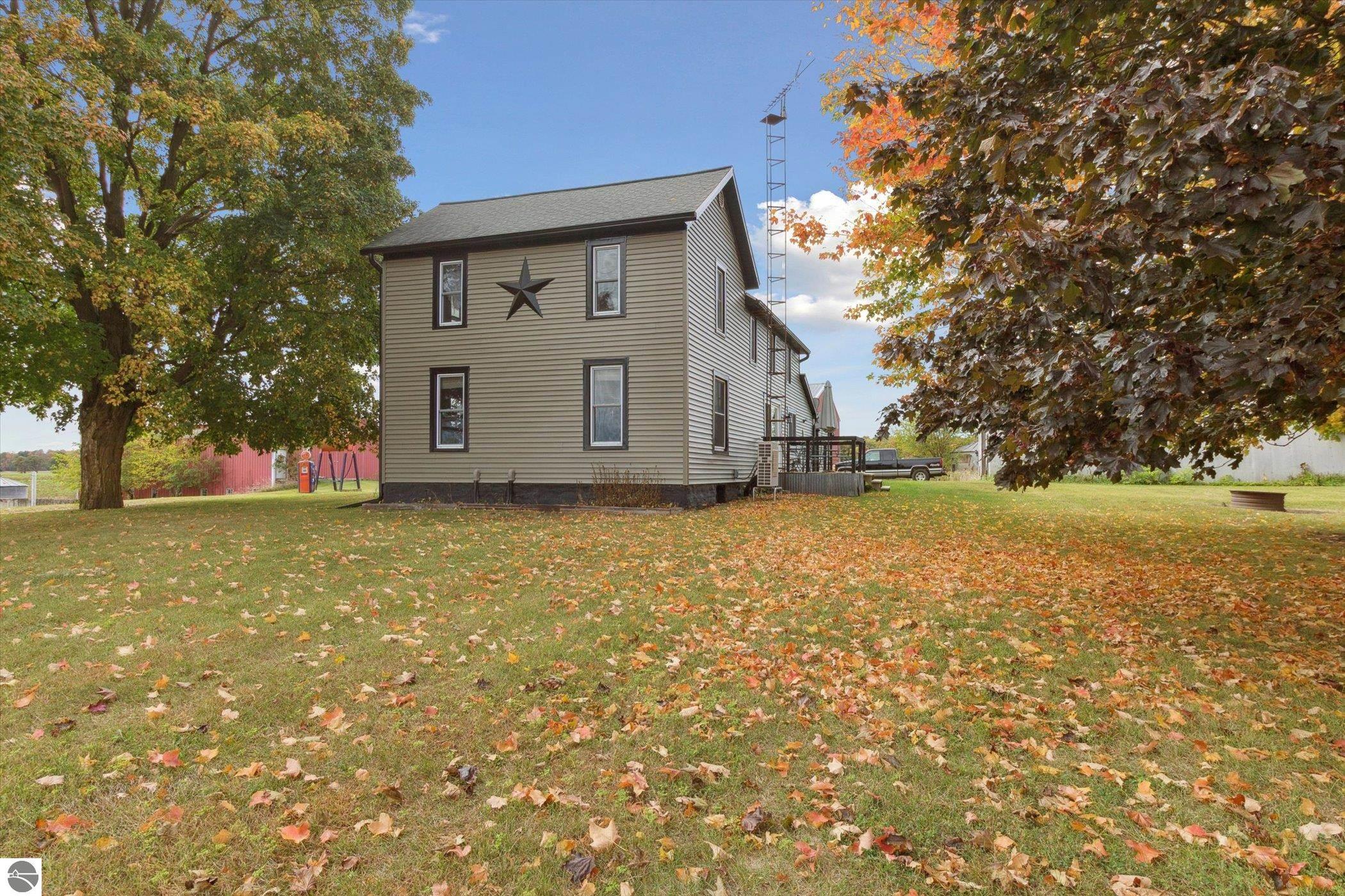 3515 N Bliss Road, Alma, MI 48801 — Photo 46