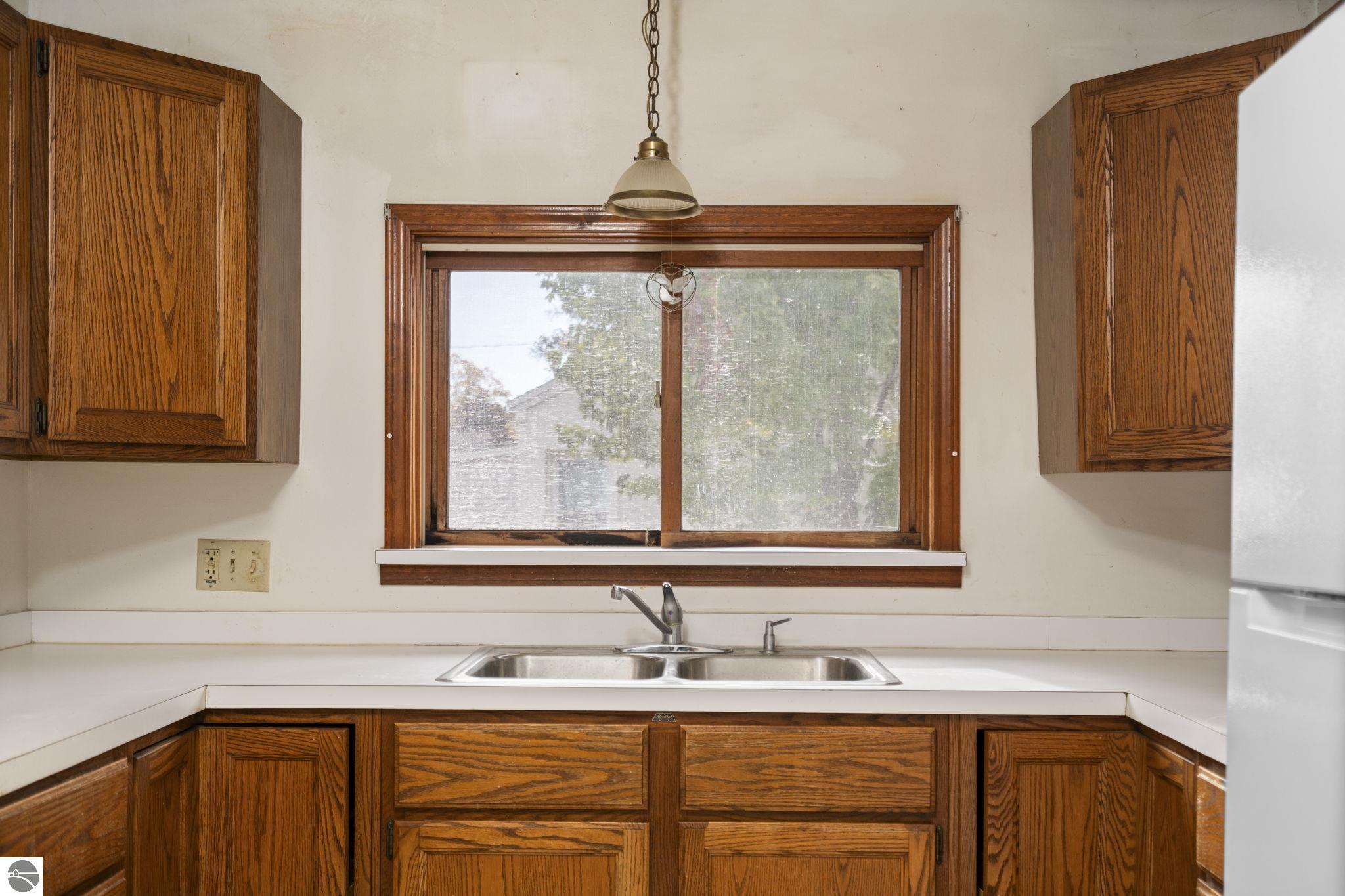 966 Frankfort Avenue, Elberta, MI 49628 — Photo 12