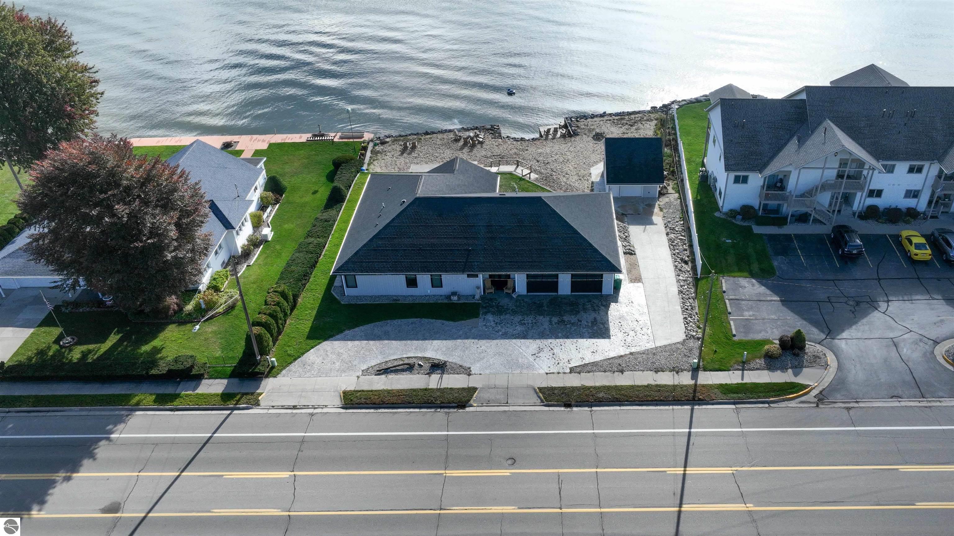 629 W Lake Street, Tawas City, MI 48763 — Photo 12