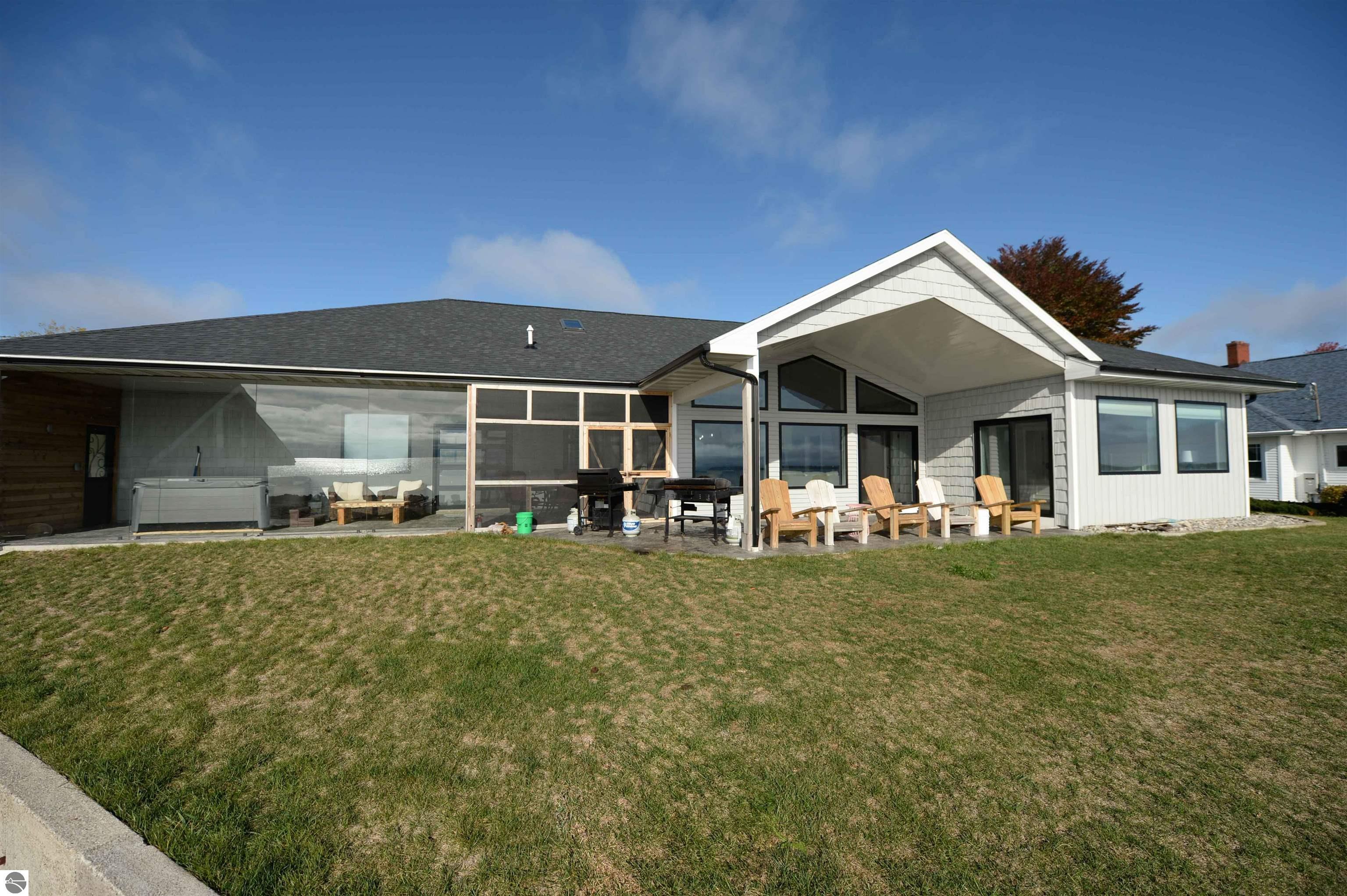629 W Lake Street, Tawas City, MI 48763 — Photo 21