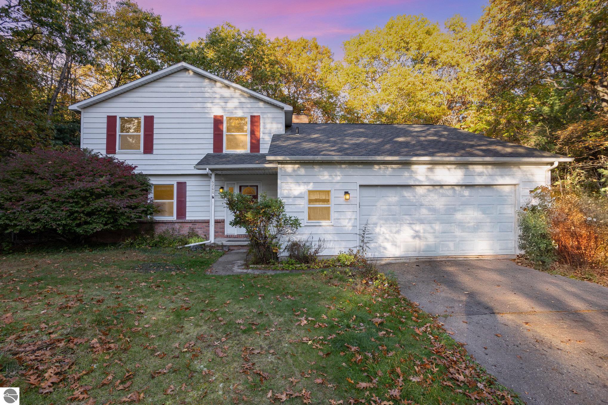 6200 Stagecoach Trail, Oscoda, MI 48750 — front exterior