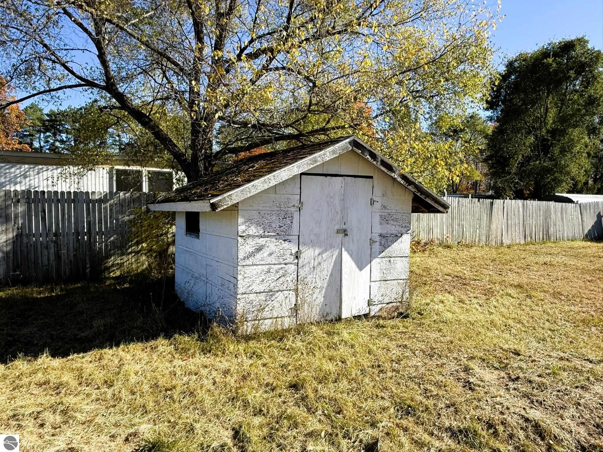 8034 Garfield Street, Rapid City, MI 49676 — Photo 17
