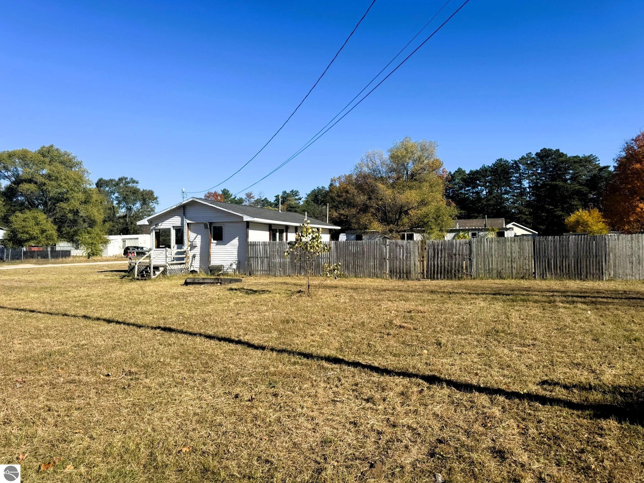 8034 Garfield Street, Rapid City, MI 49676 — Photo 4