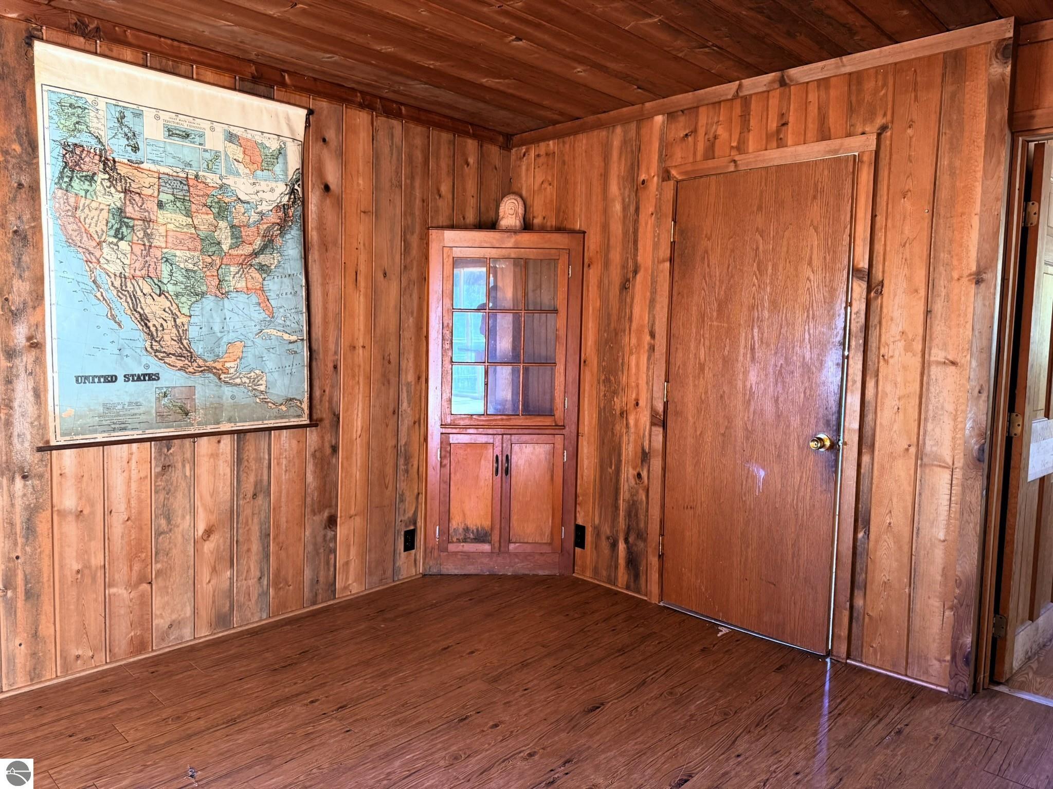 8034 Garfield Street, Rapid City, MI 49676 — Photo 9