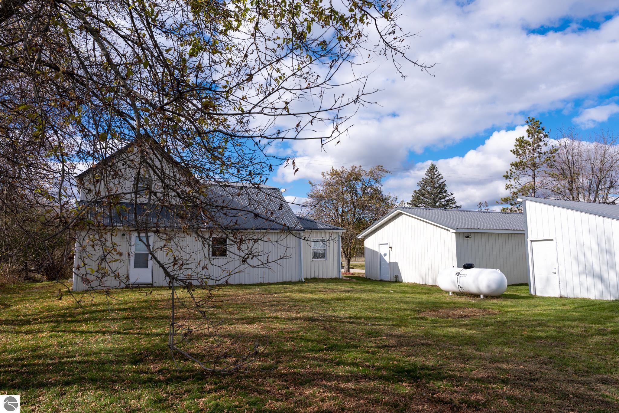 3949 Bard Road, Beaverton, MI 48612 — Photo 4