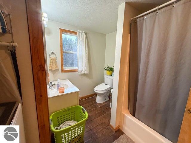 2703 E Moorestown Road, Lake City, MI 49651 — Photo 14