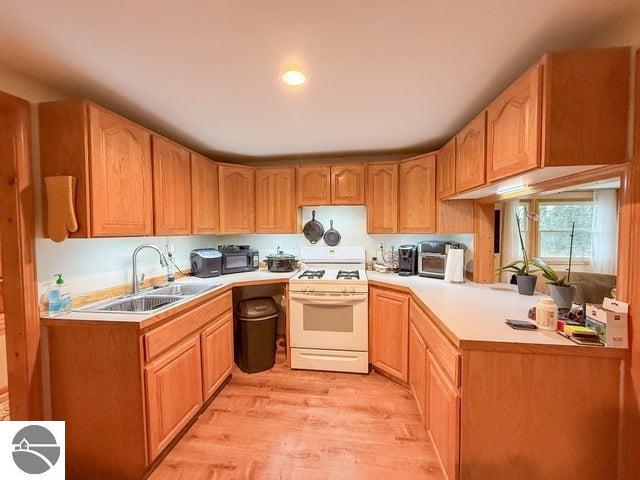 2703 E Moorestown Road, Lake City, MI 49651 — Photo 9