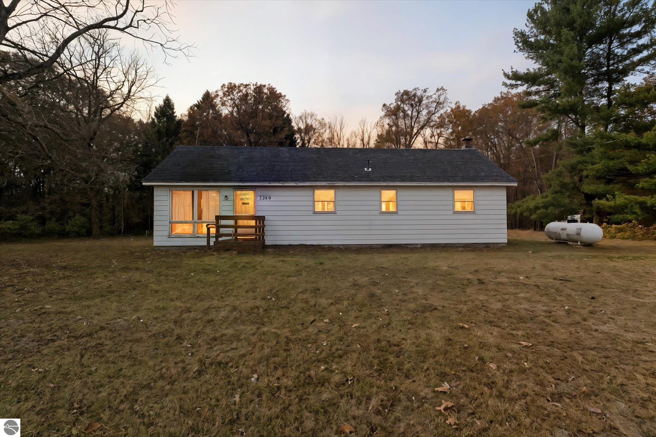 3289 N Ferris Road, Sumner, MI 48889 — Photo 2