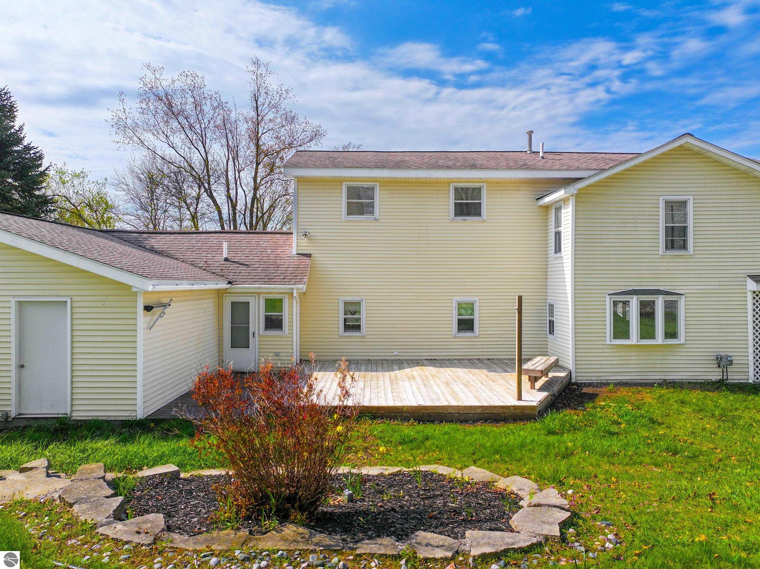 8377 Zosel Street, Onekama, MI 49675 — Photo 38