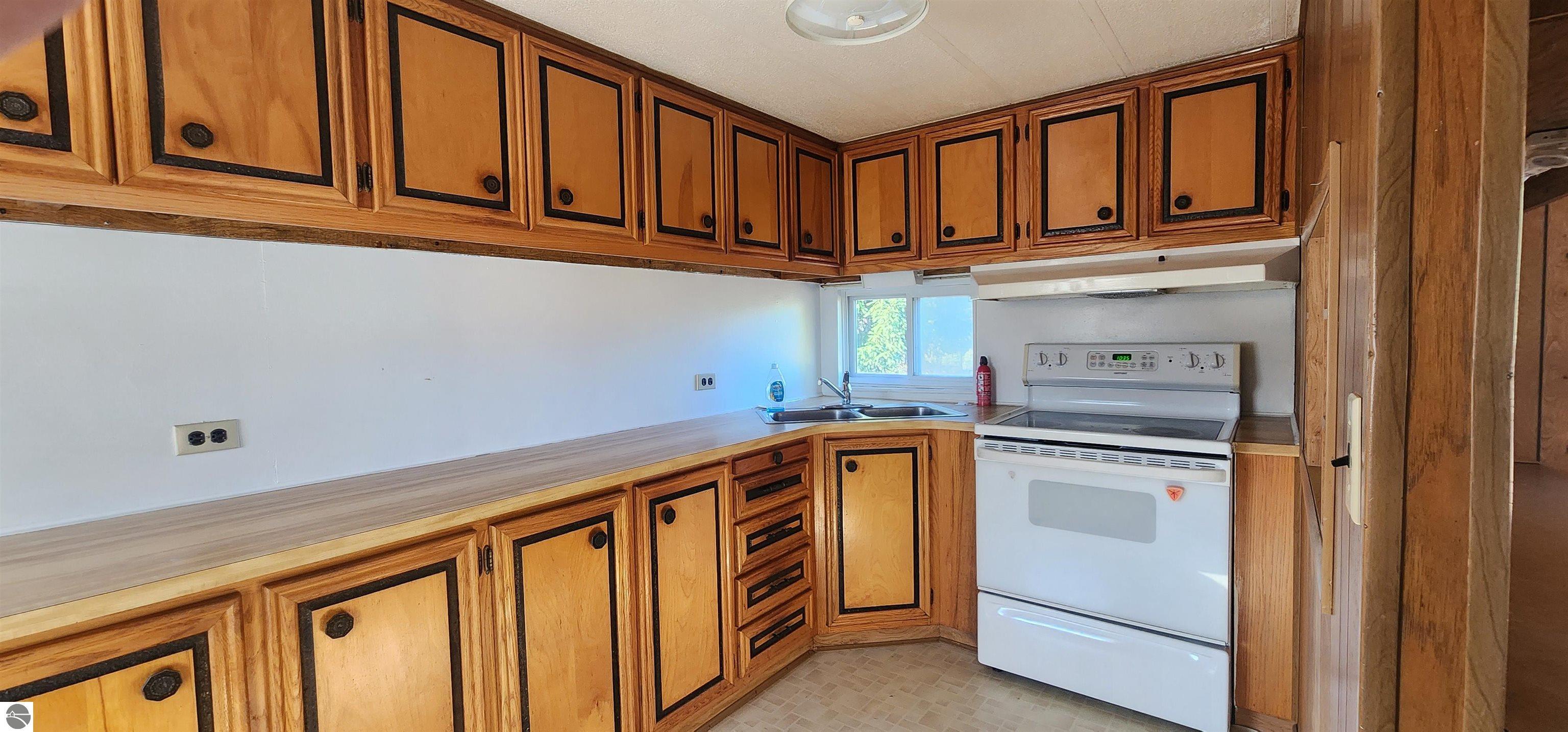 8838 N Deyoung Road, Lake City, MI 49651 — Photo 14