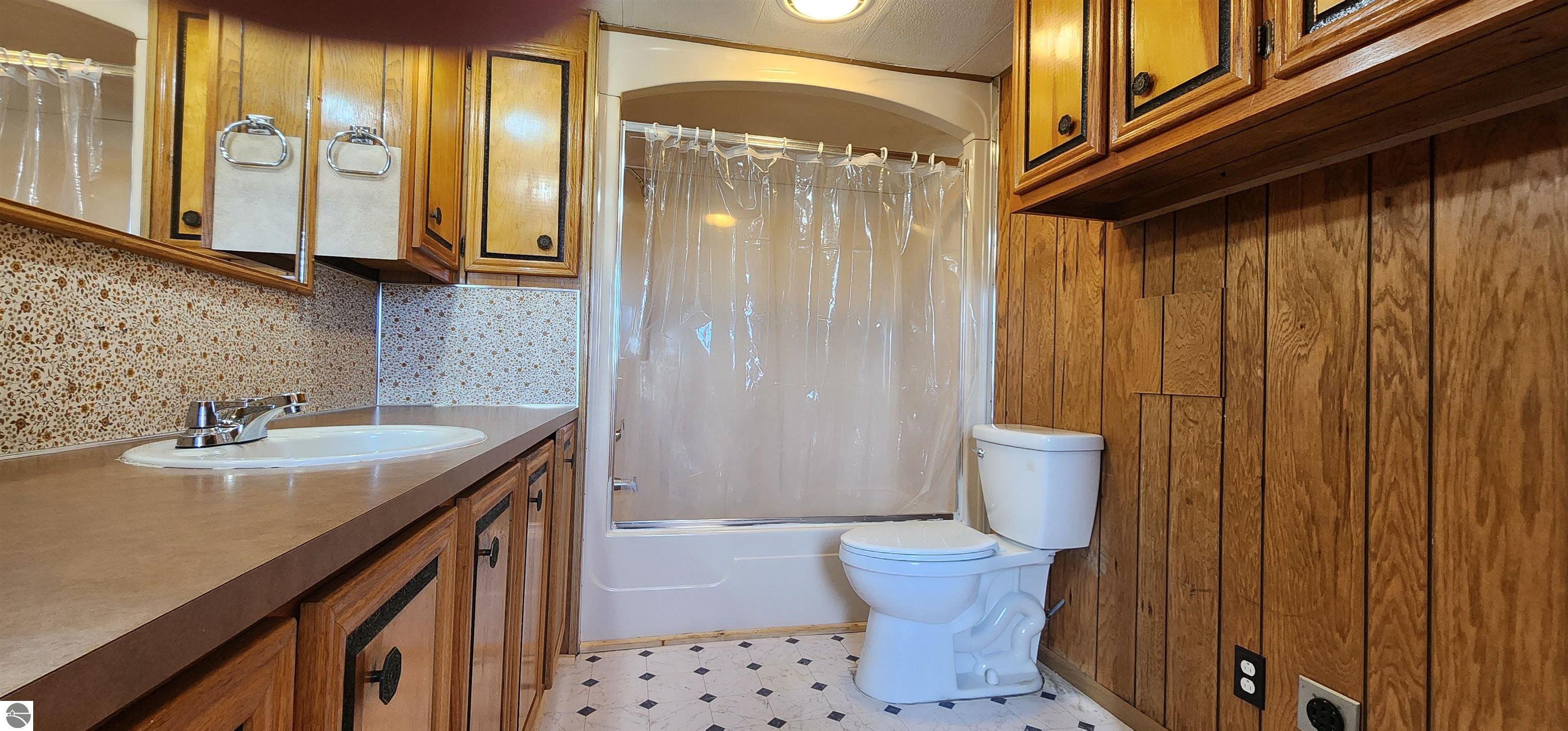 8838 N Deyoung Road, Lake City, MI 49651 — Photo 20