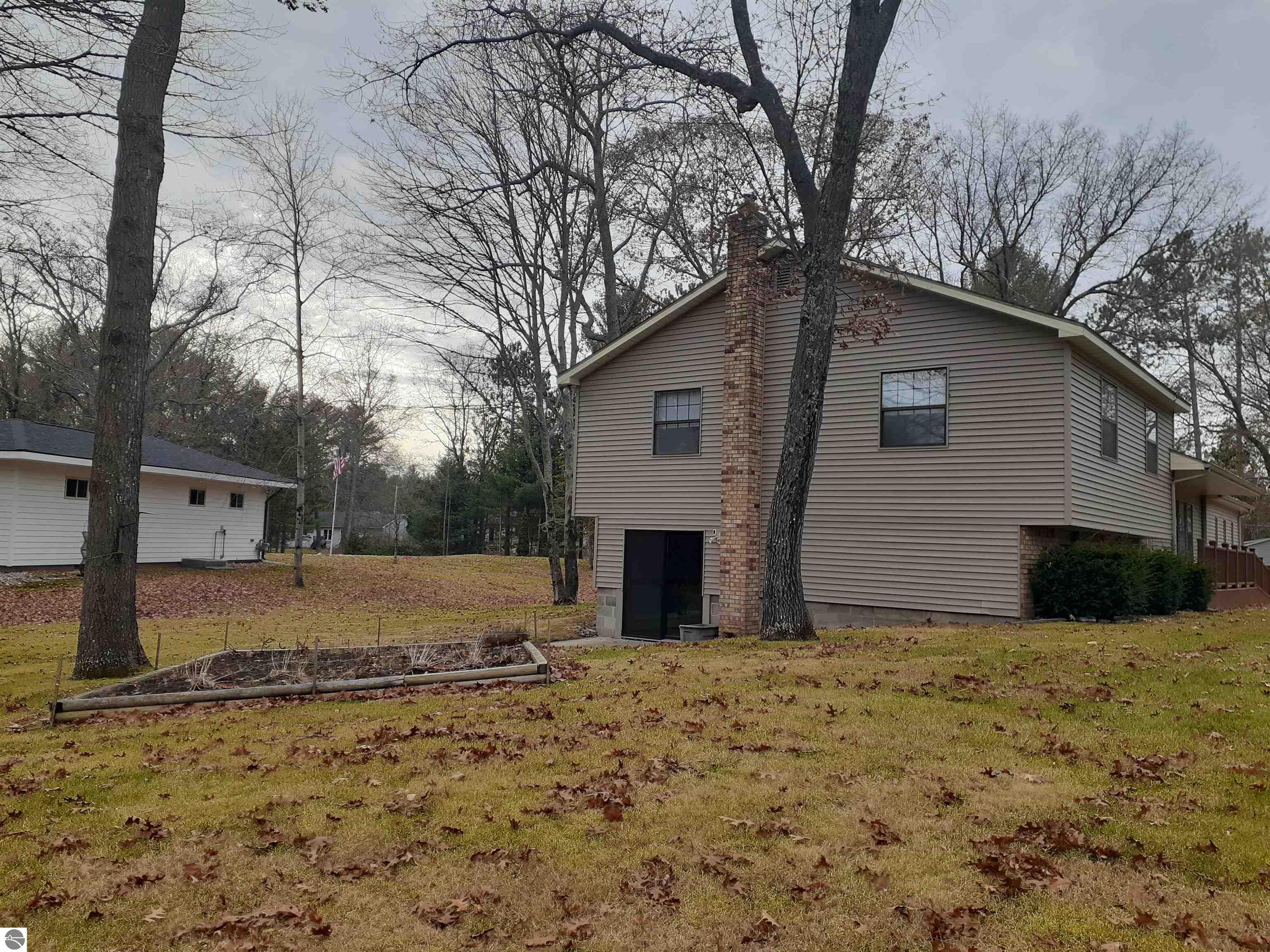 6960 Knollwood Court, Oscoda, MI 48750 — Photo 3