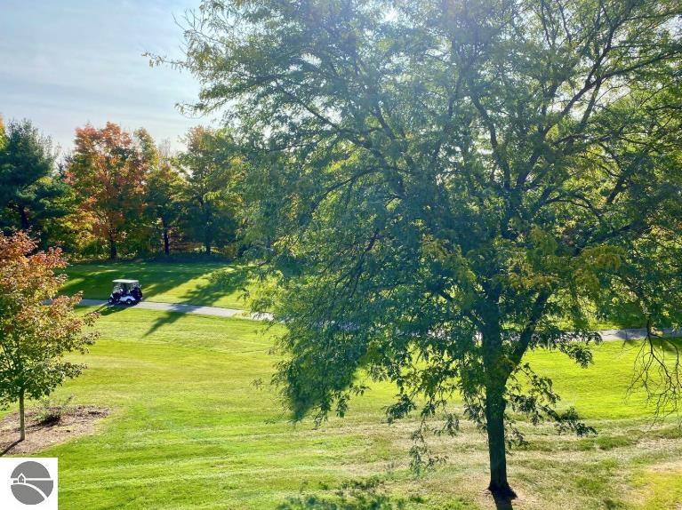 5550 Golfview Court, Williamsburg, MI 49690 — Photo 3