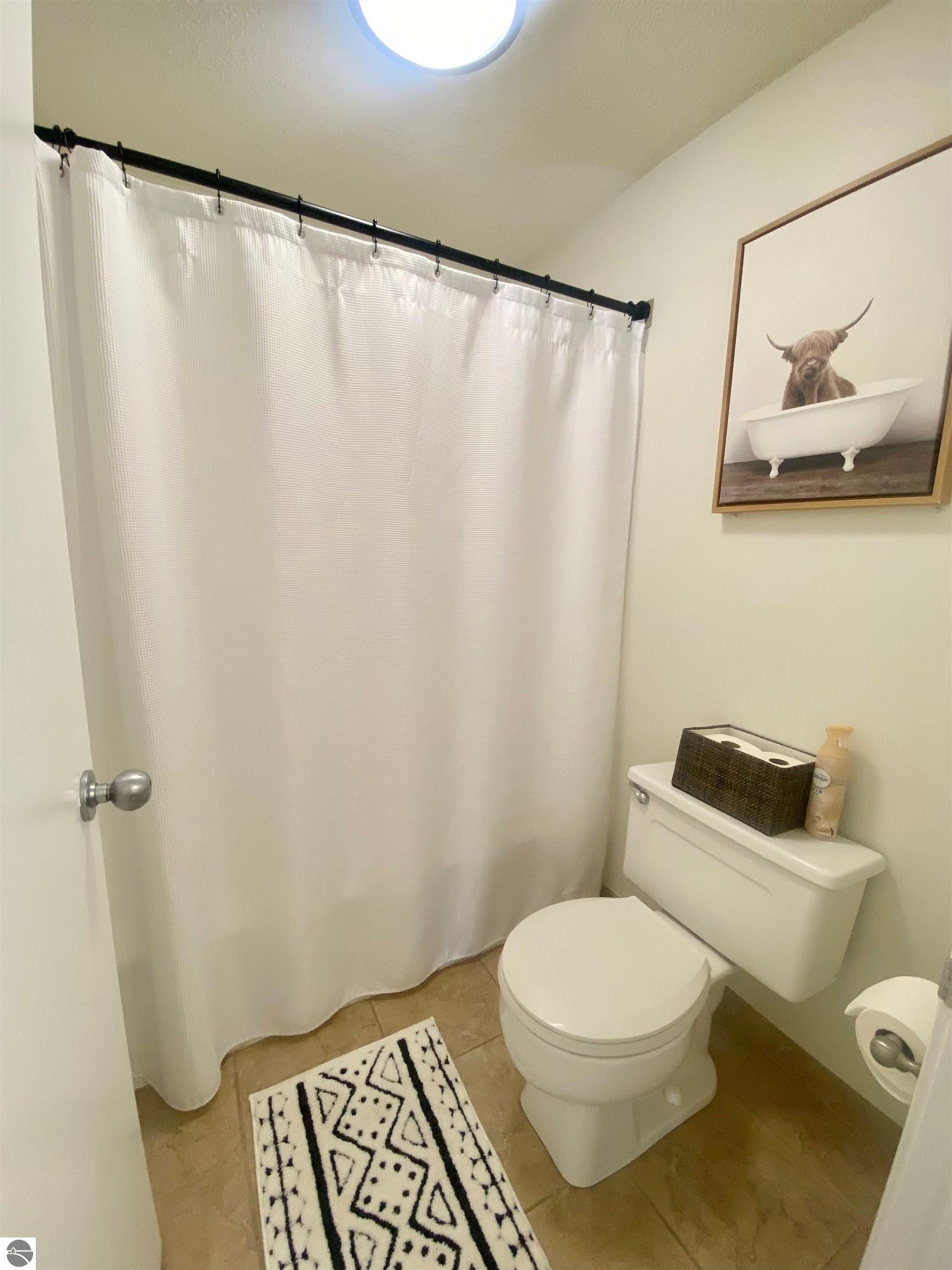 5550 Golfview Court, Williamsburg, MI 49690 — Photo 18
