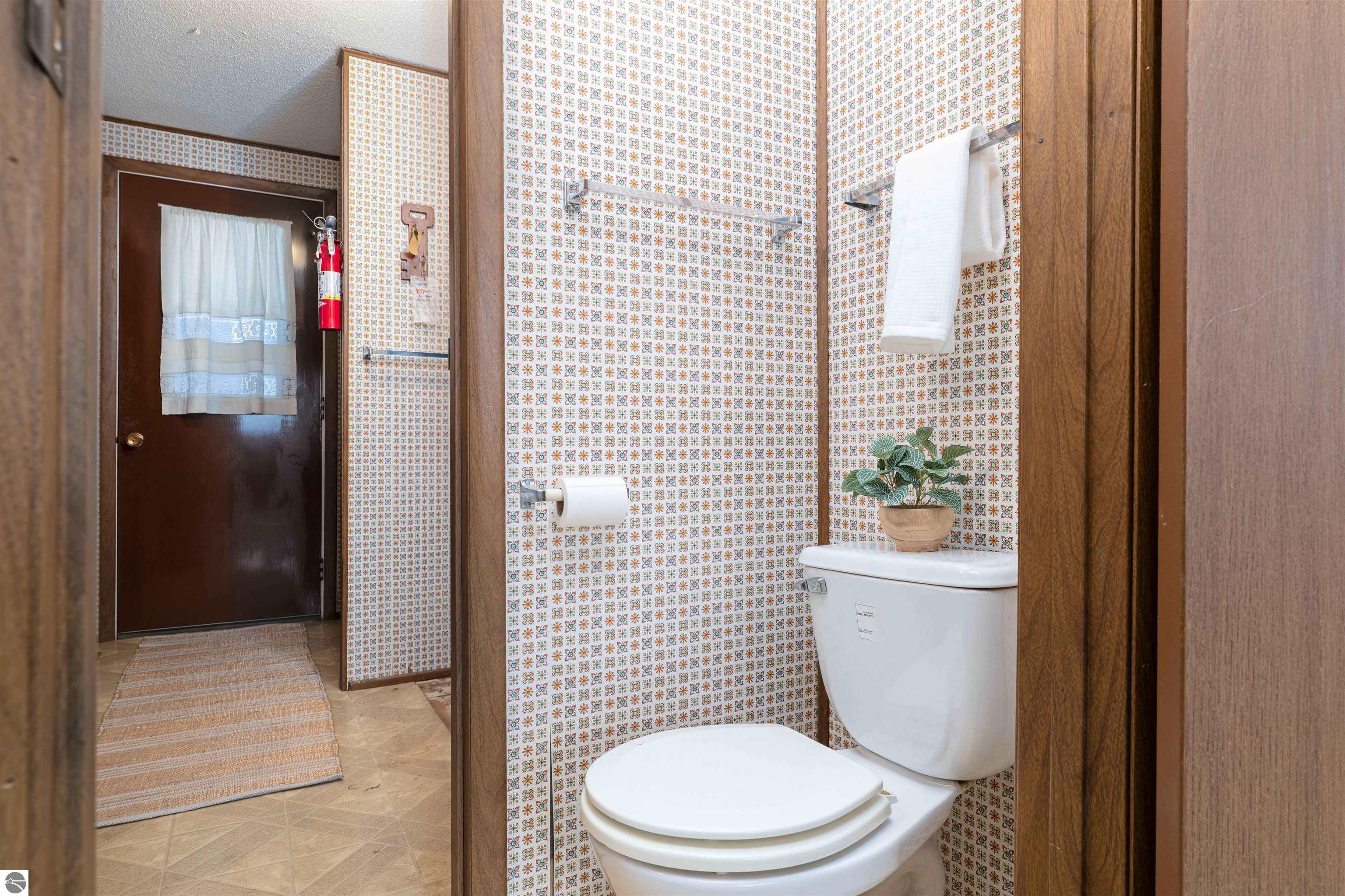 503 Cedar Street, Elk Rapids, MI 49629 — Photo 17