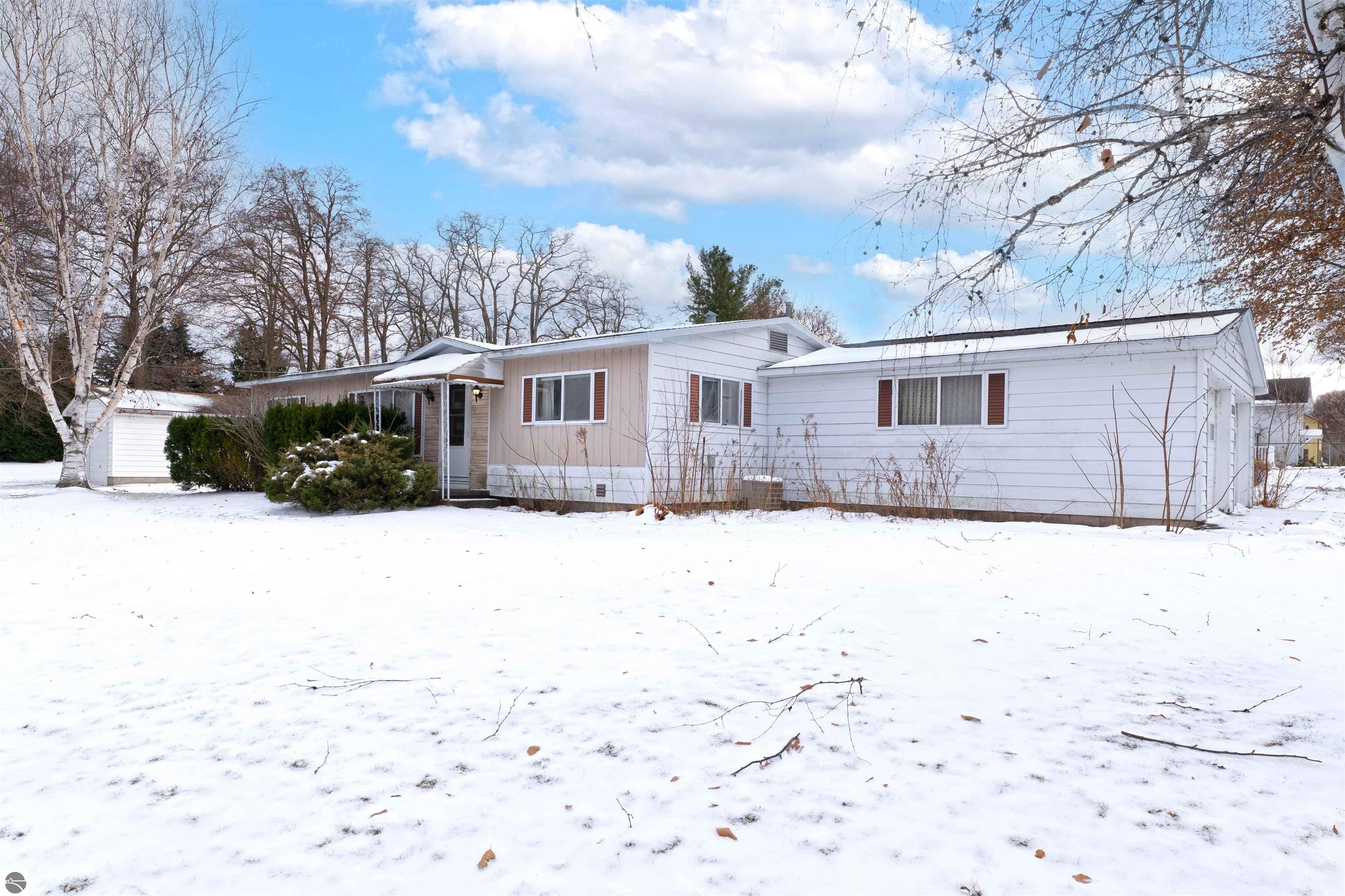 503 Cedar Street, Elk Rapids, MI 49629 — Photo 23