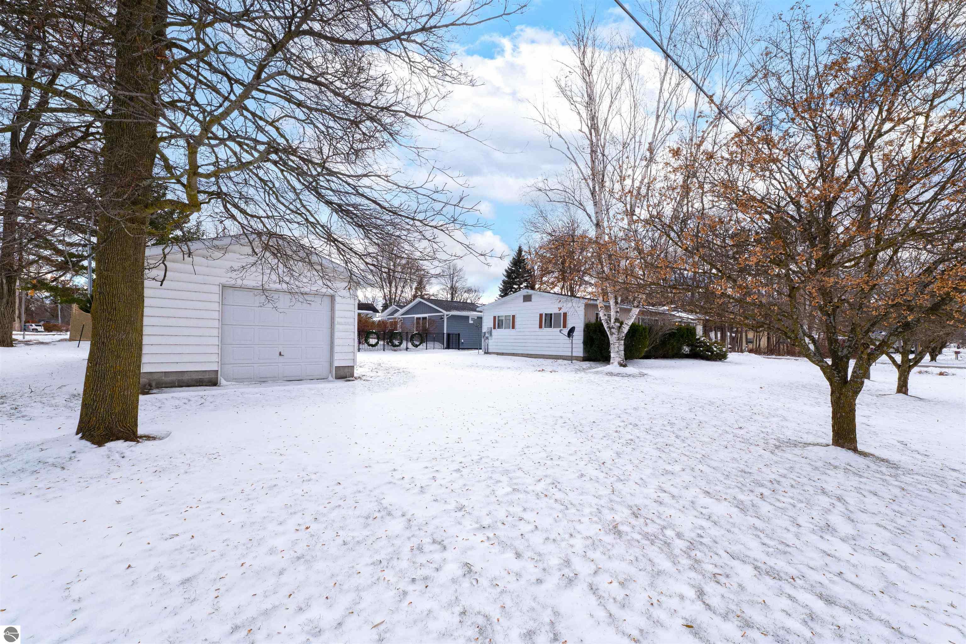 503 Cedar Street, Elk Rapids, MI 49629 — Photo 24
