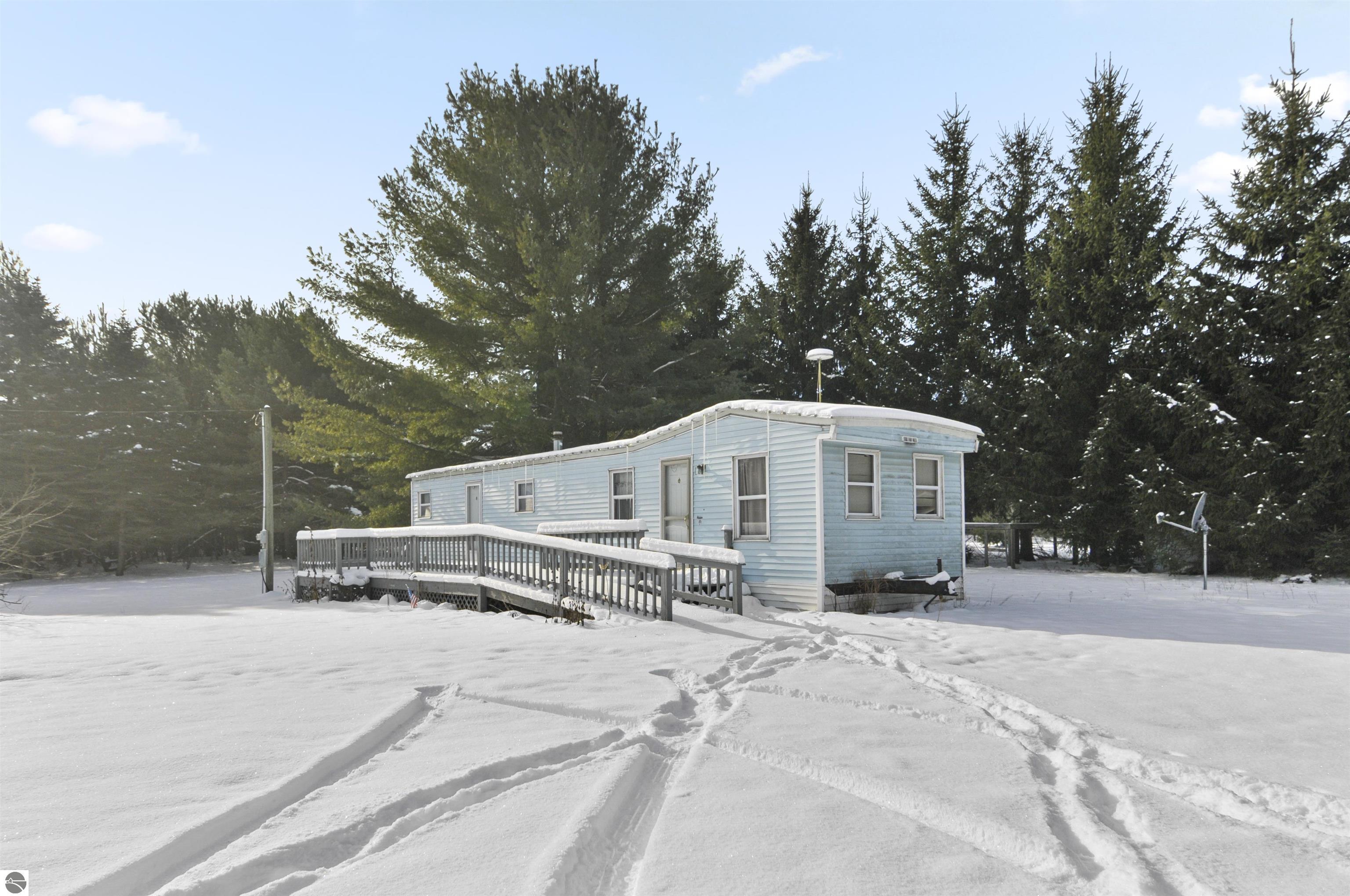 885 N 7 Mile Road, Lake City, MI 49651 — Photo 16