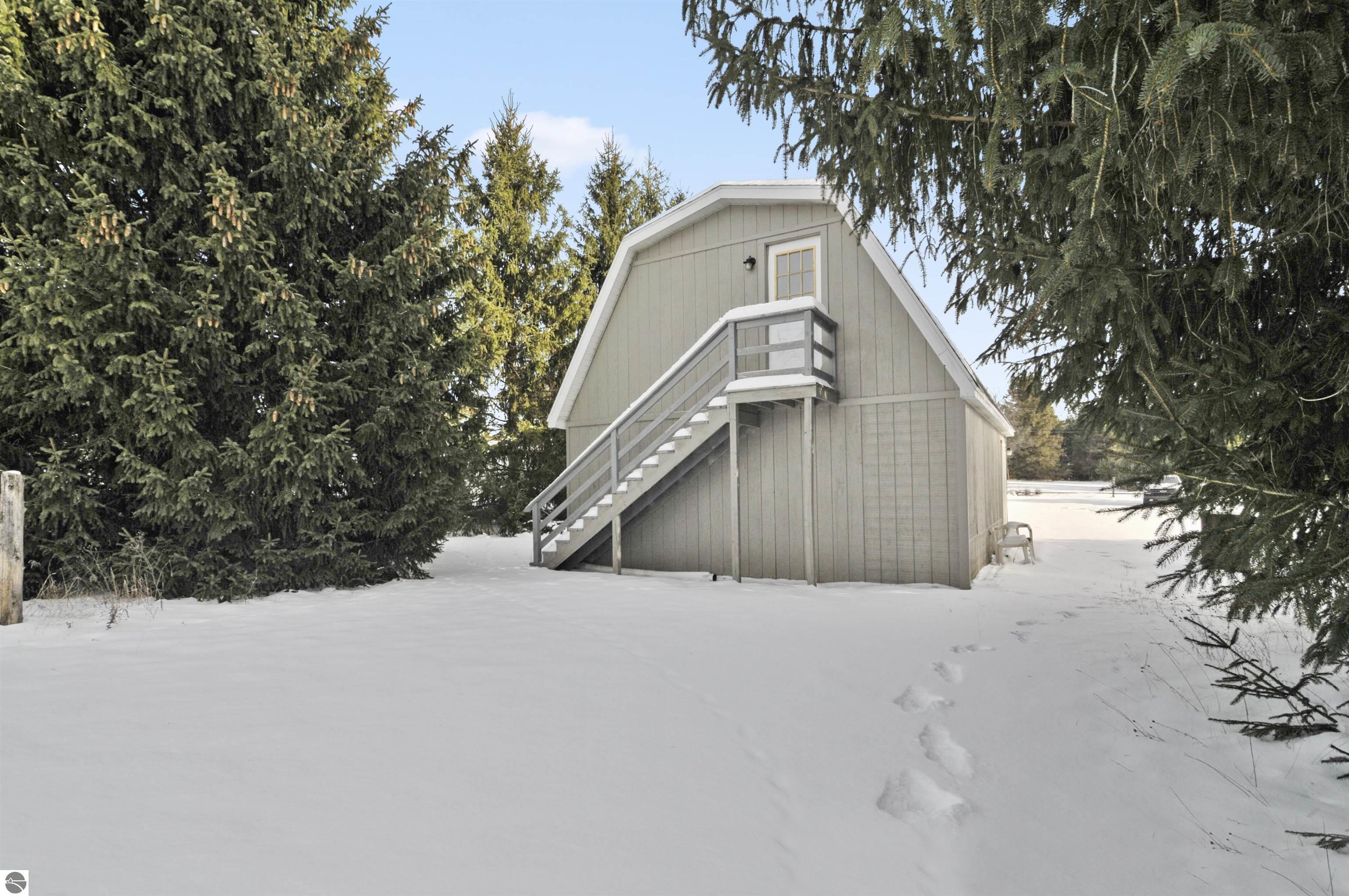 885 N 7 Mile Road, Lake City, MI 49651 — Photo 19
