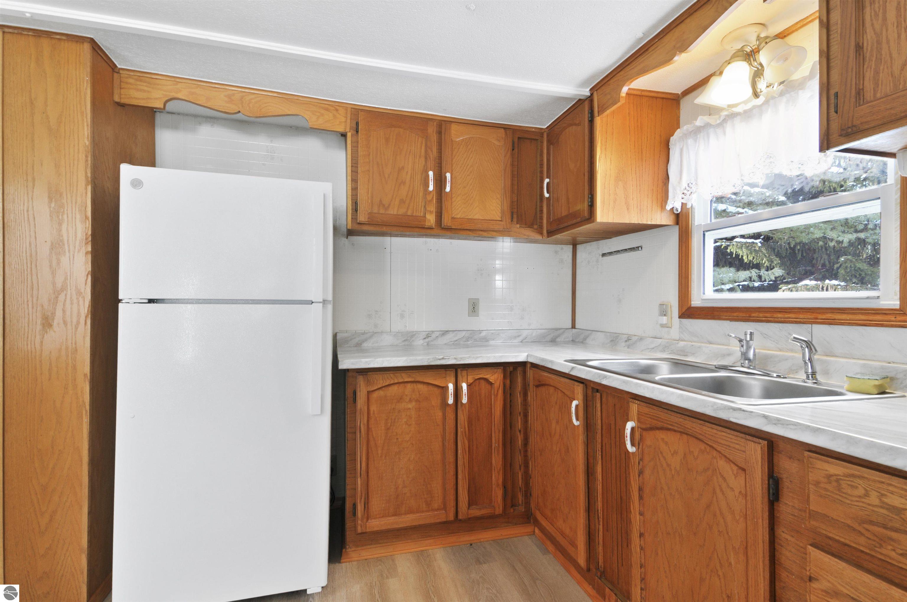 885 N 7 Mile Road, Lake City, MI 49651 — Photo 4