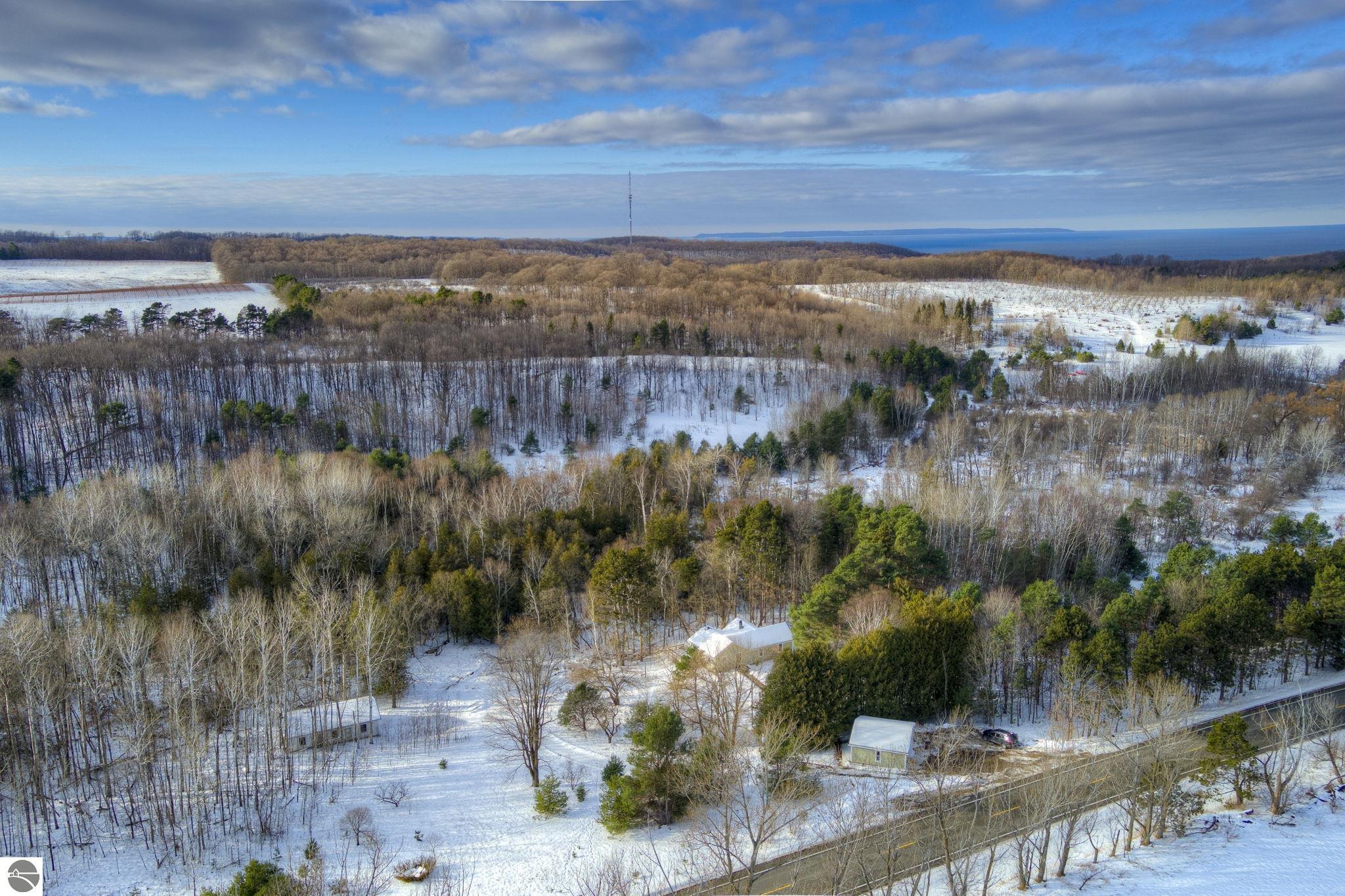 1550 S French Road, Lake Leelanau, MI 49653 — Photo 3