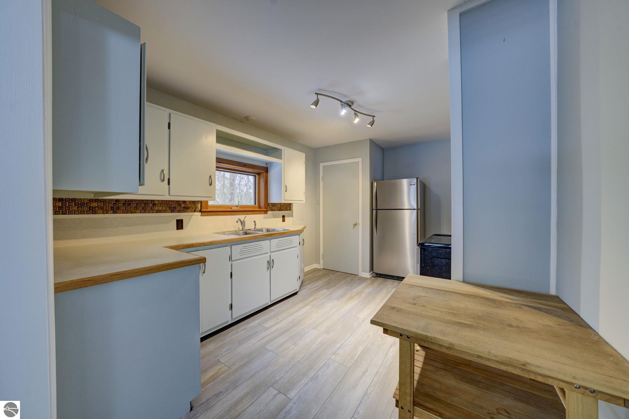 1550 S French Road, Lake Leelanau, MI 49653 — Photo 24