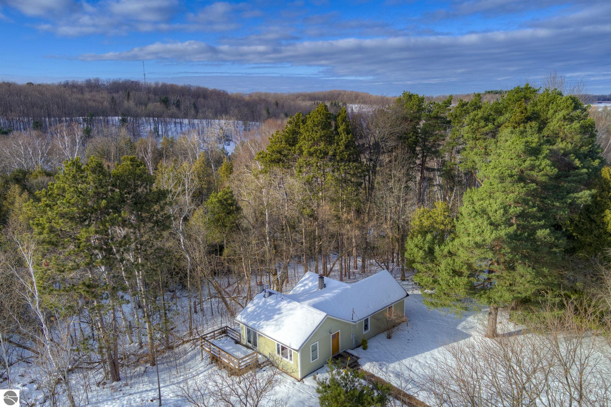 1550 S French Road, Lake Leelanau, MI 49653 — Photo 4