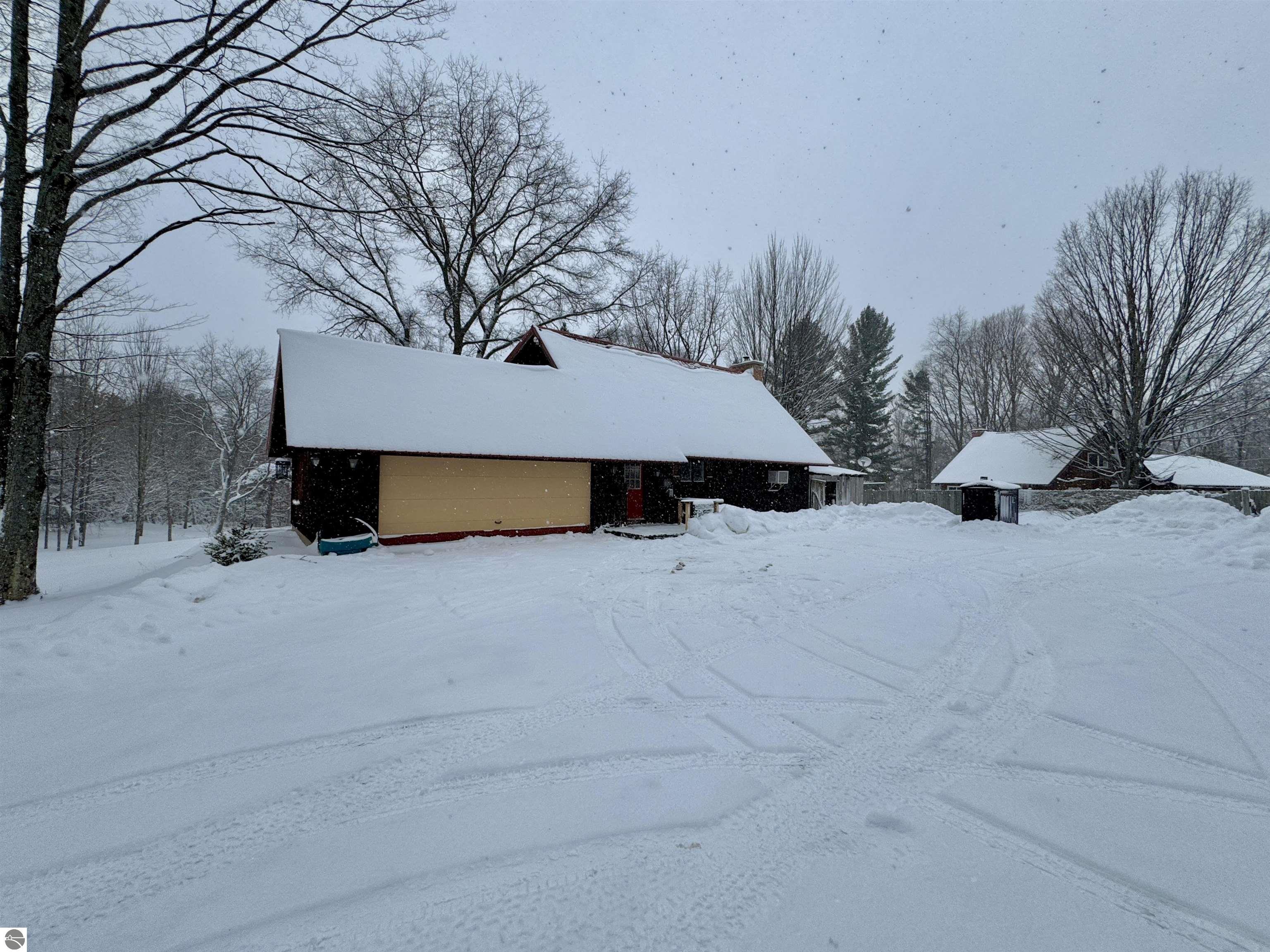 5474 Lake Road, Fife Lake, MI 49633 — Photo 37