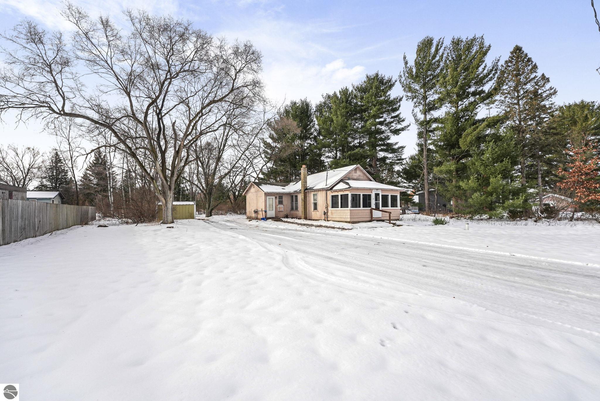 5719 Main Street, Rapid City, MI 49676 — Photo 15