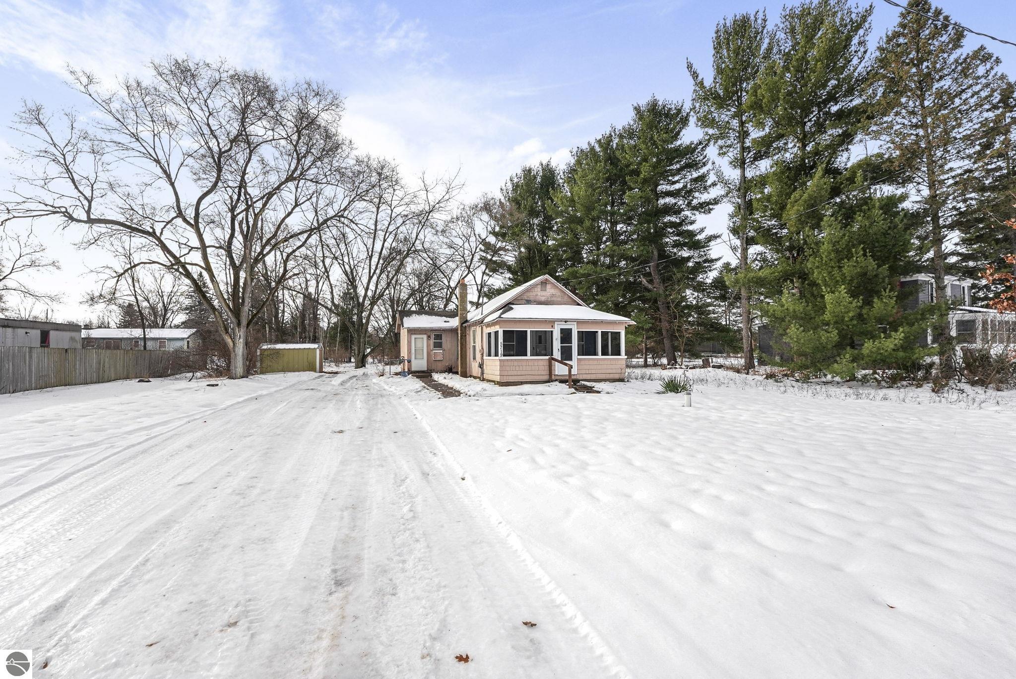 5719 Main Street, Rapid City, MI 49676 — Photo 4
