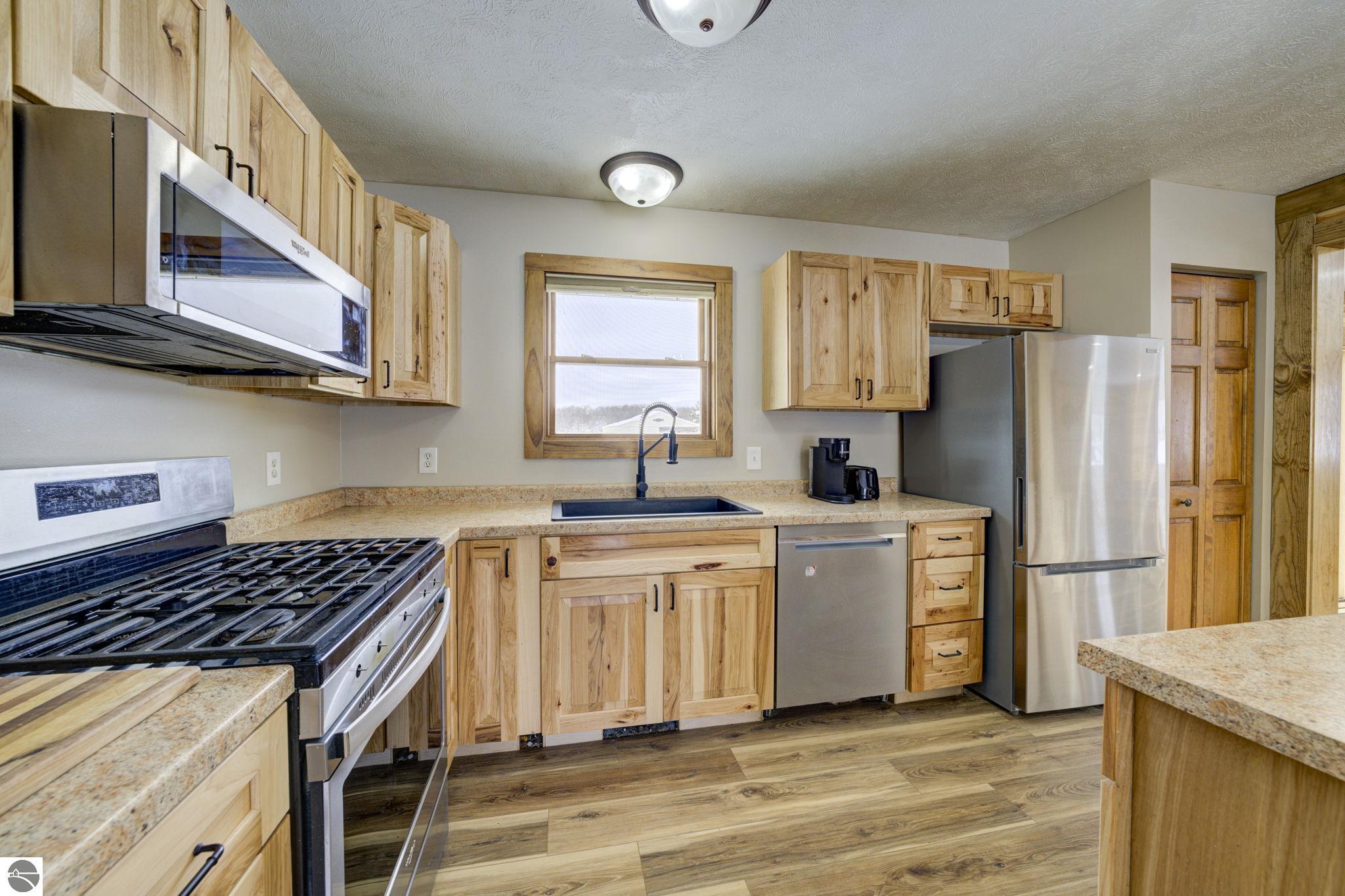 9722 Schichtel Road, Kingsley, MI 49649 — Photo 12