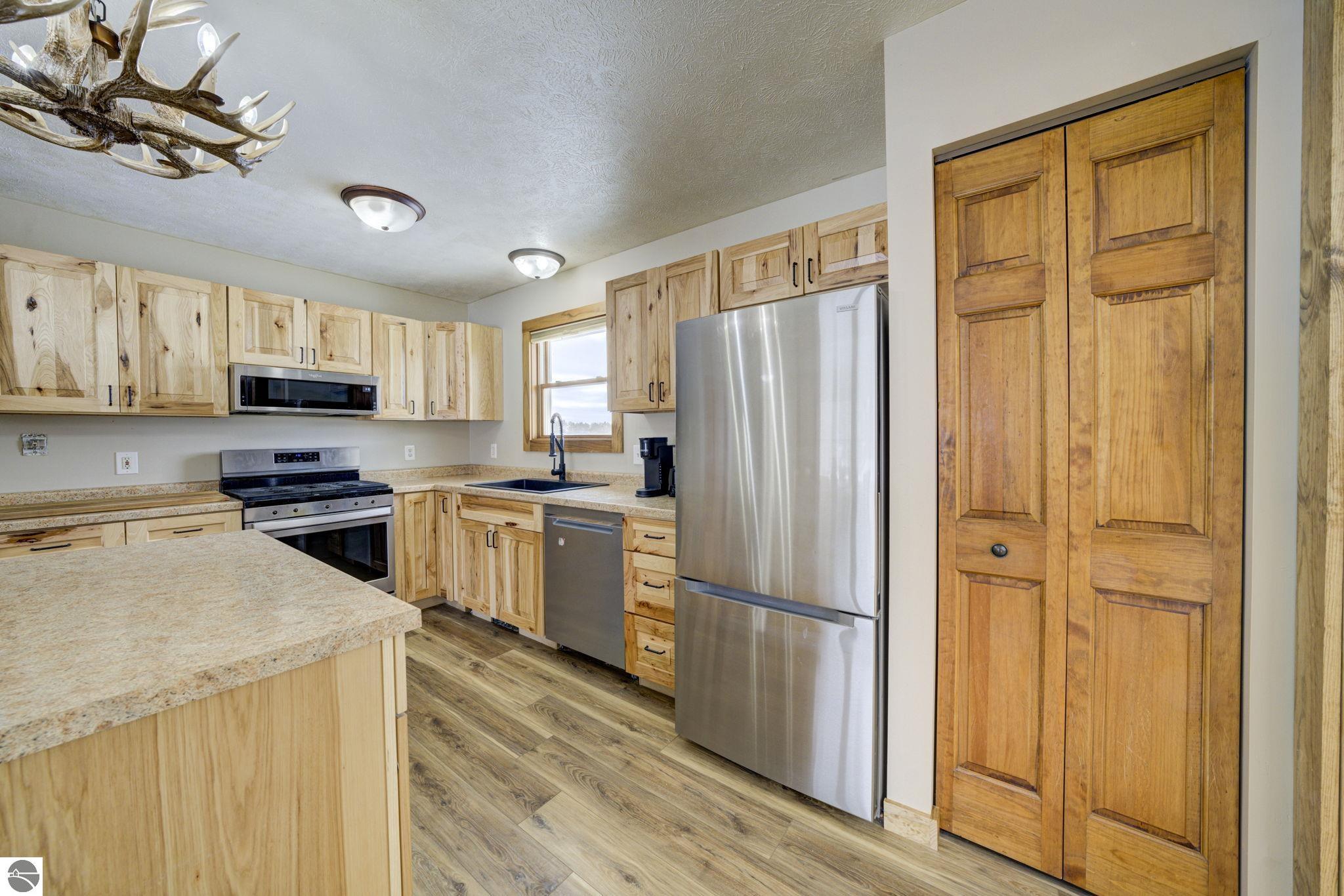 9722 Schichtel Road, Kingsley, MI 49649 — Photo 13