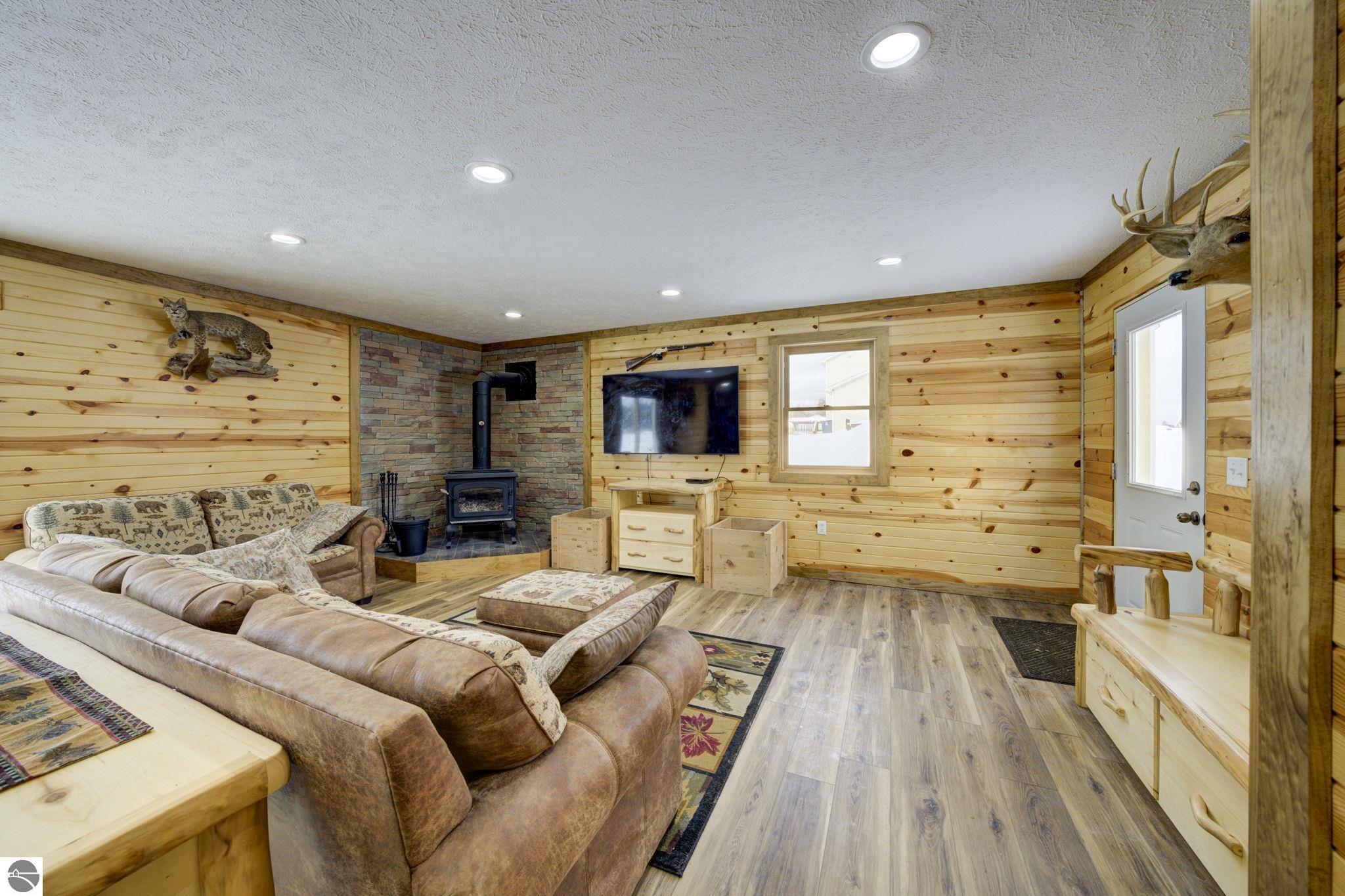 9722 Schichtel Road, Kingsley, MI 49649 — Photo 3