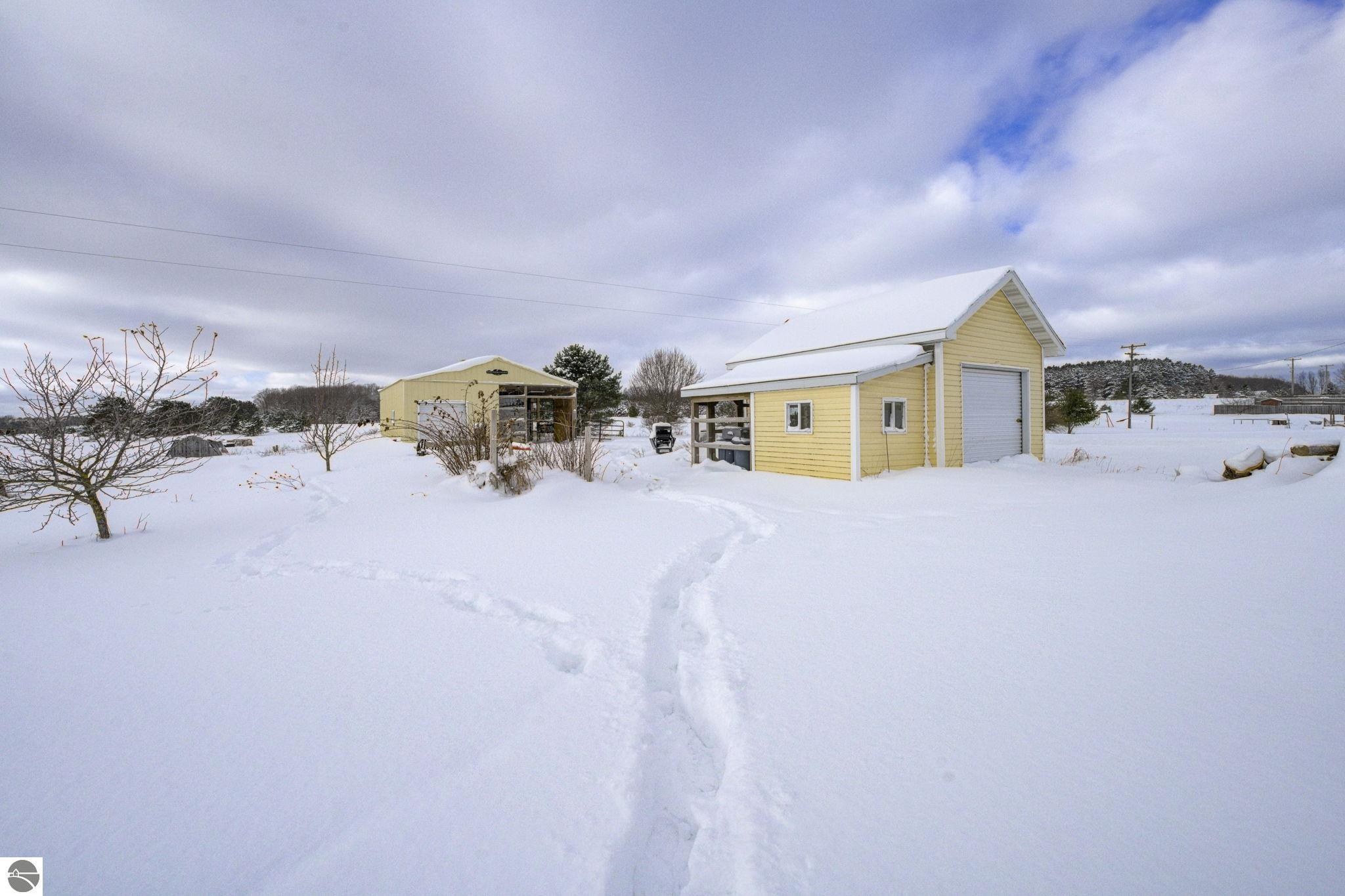 9722 Schichtel Road, Kingsley, MI 49649 — Photo 35