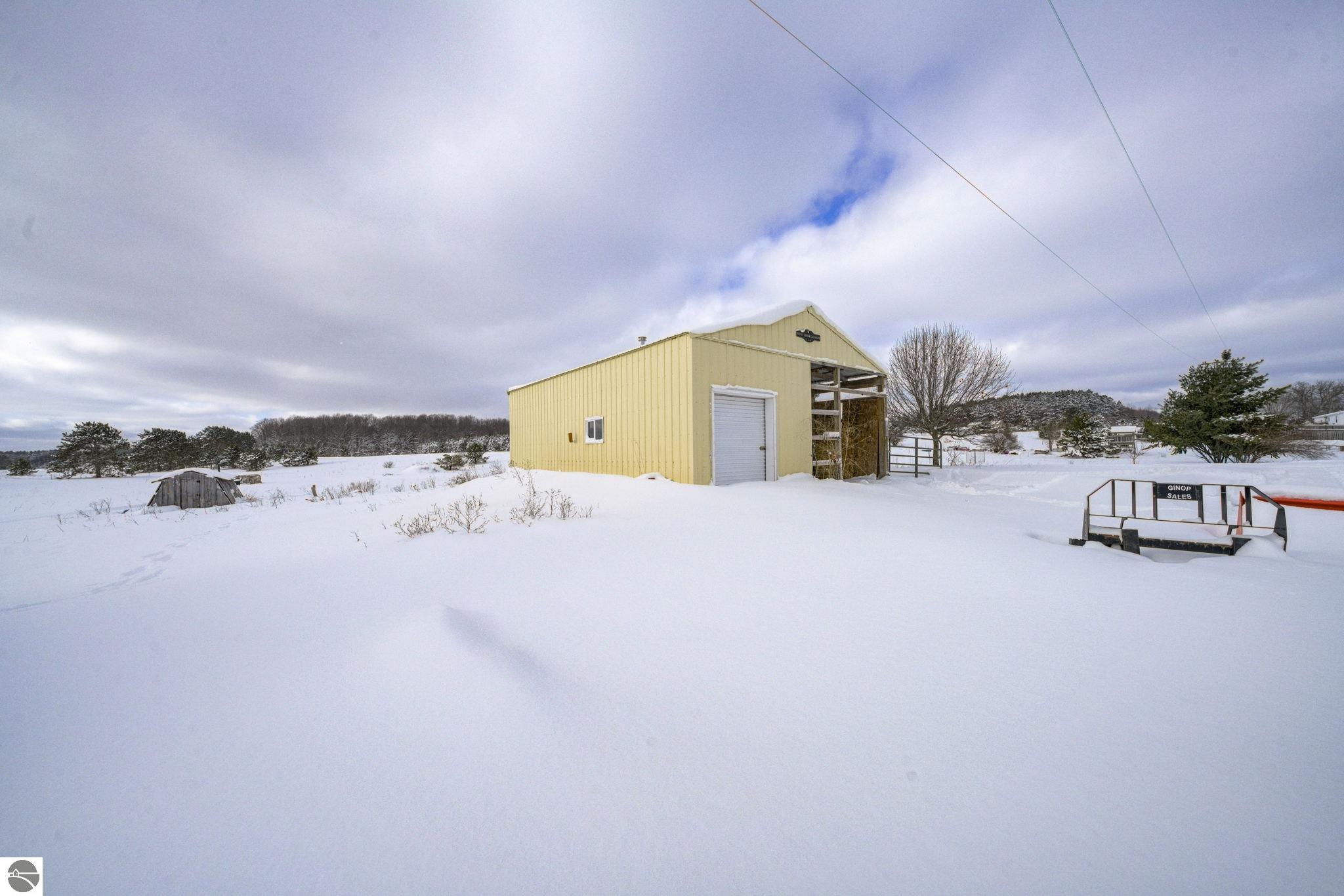 9722 Schichtel Road, Kingsley, MI 49649 — Photo 37