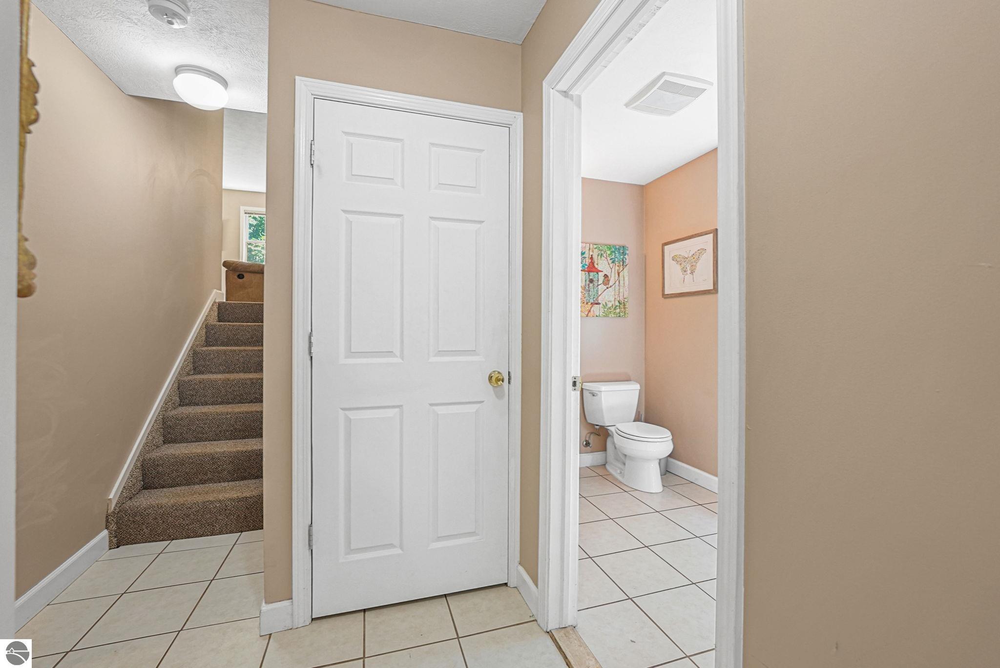 6341 Applewood Lane, Williamsburg, MI 49690 — Photo 25