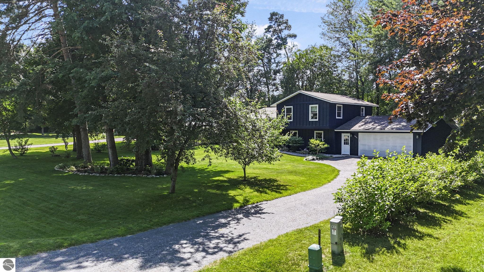 6341 Applewood Lane, Williamsburg, MI 49690 — Photo 34