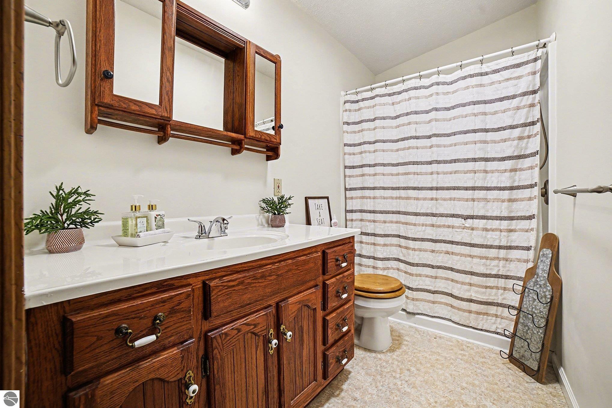 1283 S Waldron Road, Crystal, MI 48818 — Photo 13