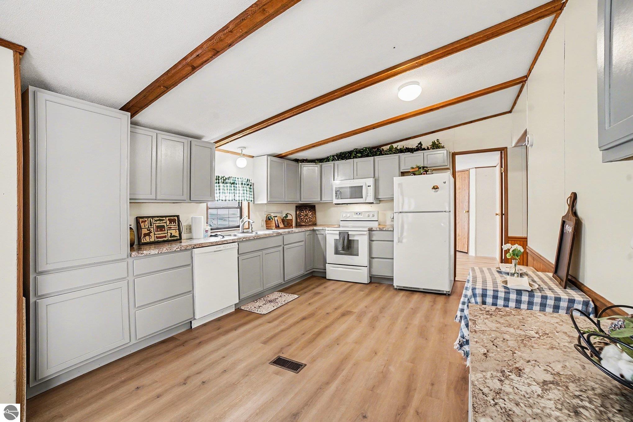 1283 S Waldron Road, Crystal, MI 48818 — Photo 9