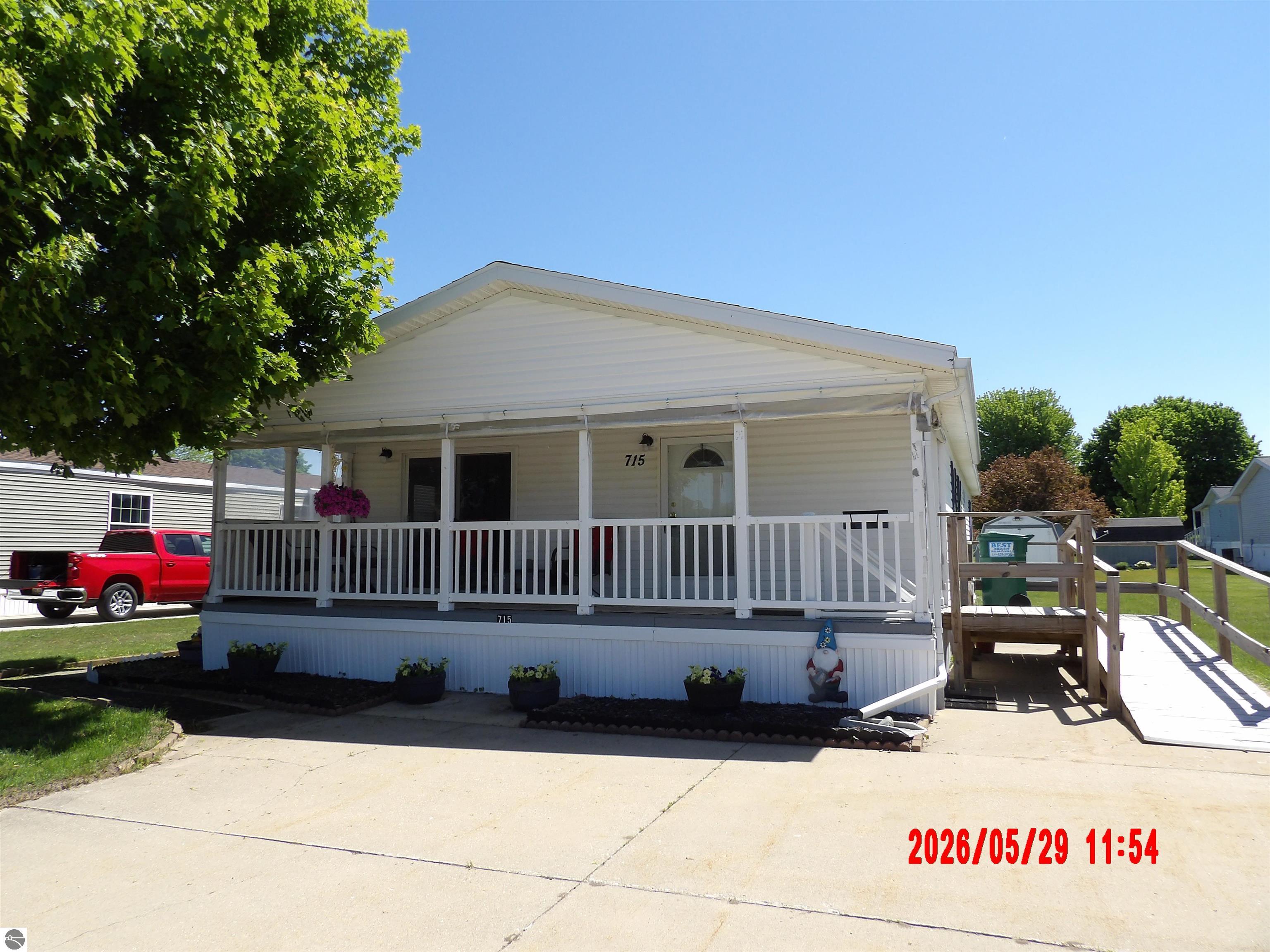 715 Mallard, Cadillac, MI 49601 — Photo 2