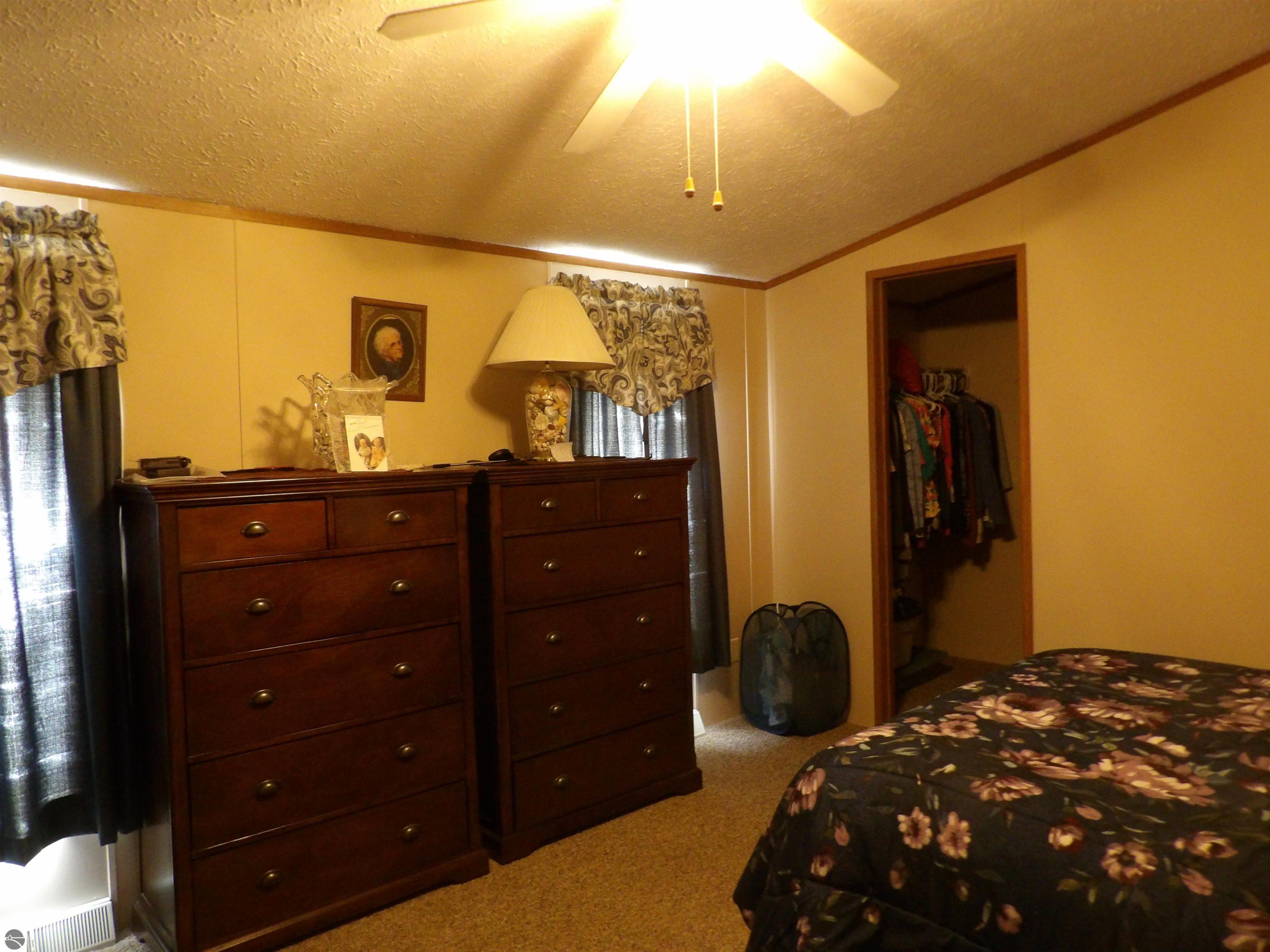 715 Mallard, Cadillac, MI 49601 — Photo 11