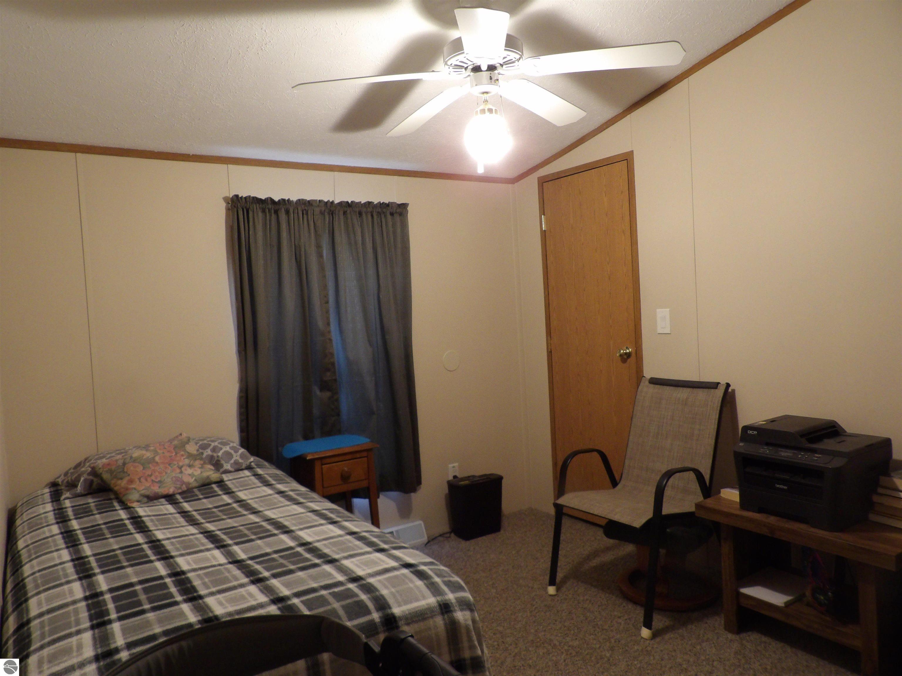 715 Mallard, Cadillac, MI 49601 — Photo 15