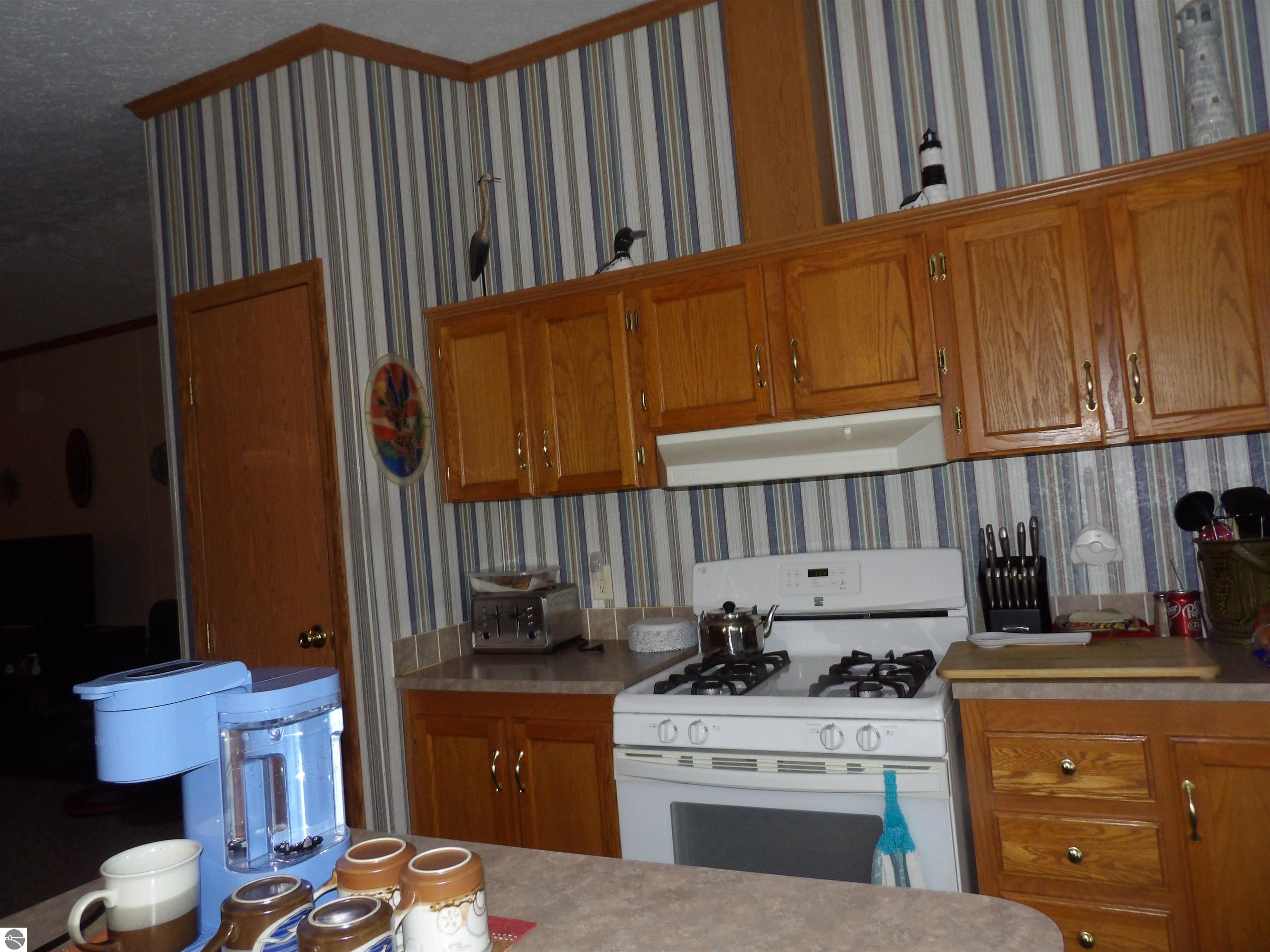 715 Mallard, Cadillac, MI 49601 — Photo 6