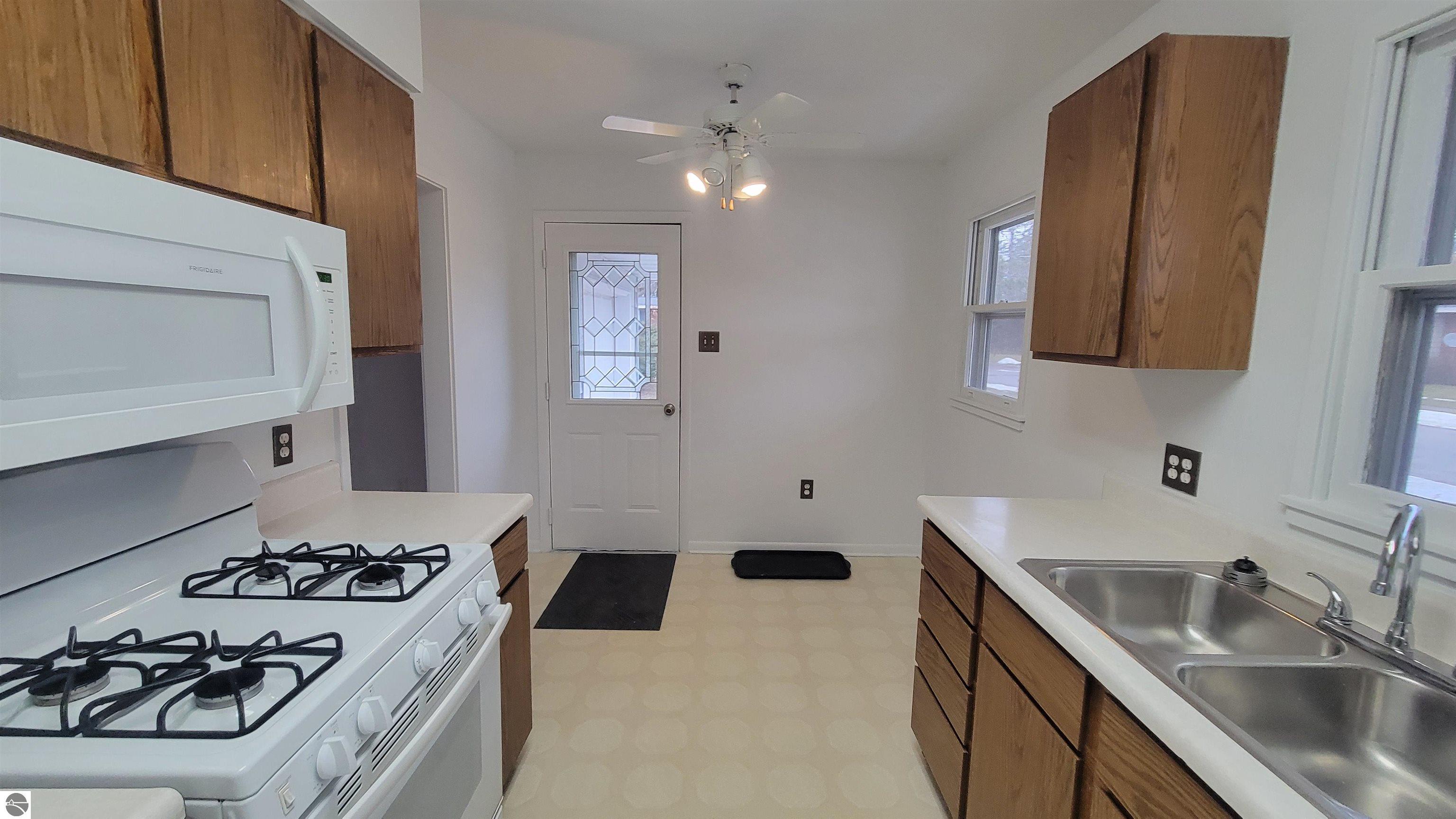 8005B N Alaska Street, Oscoda, MI 48750 — Photo 4