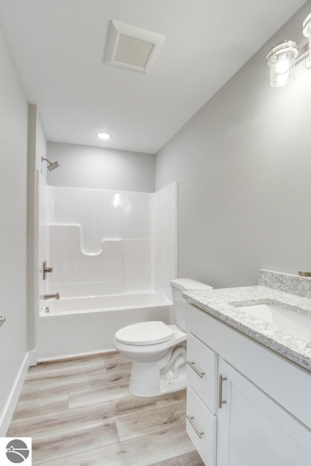 9246 S Flaska Drive, Cedar, MI 49621 — Photo 32
