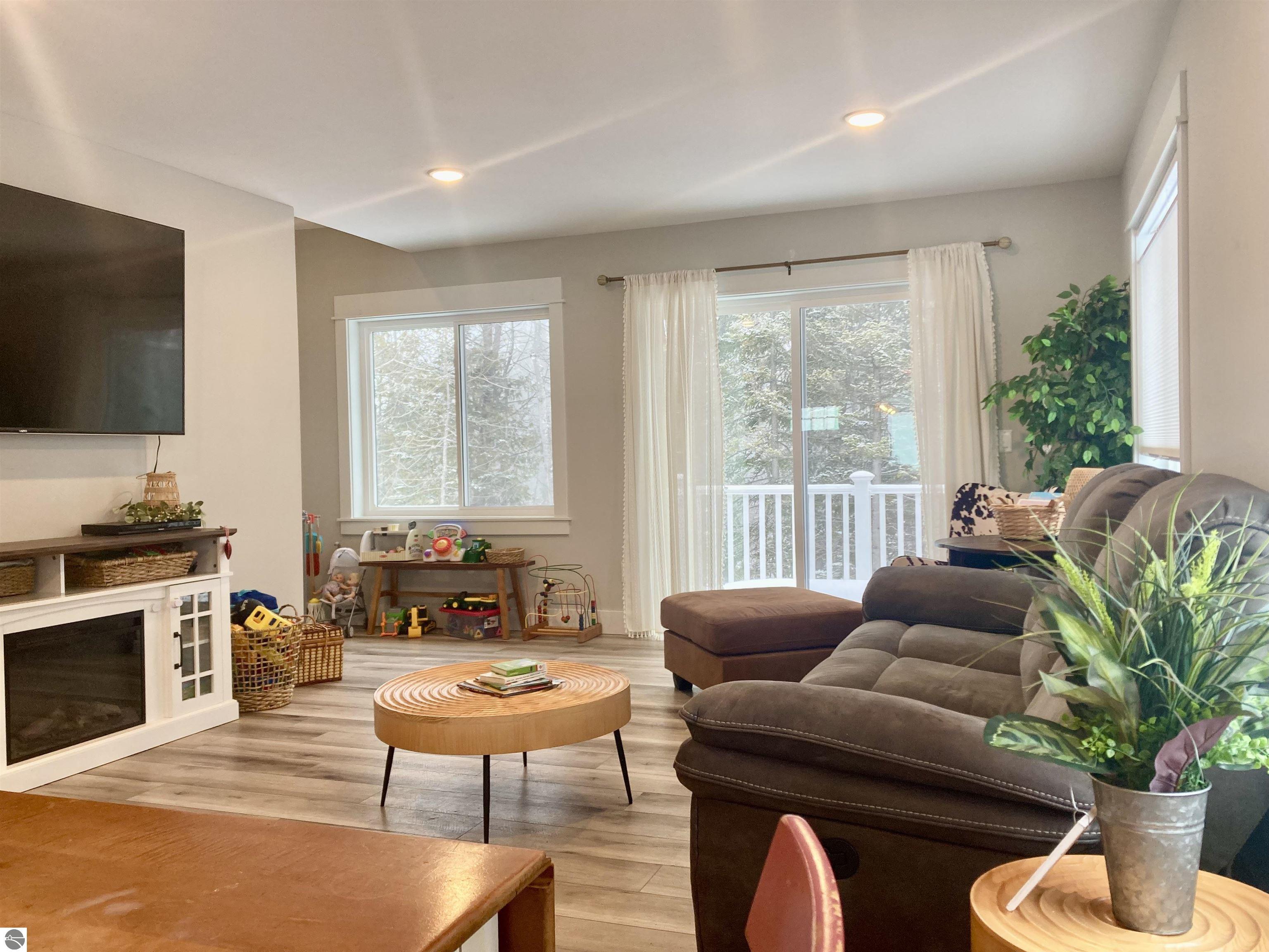 9246 S Flaska Drive, Cedar, MI 49621 — Photo 6