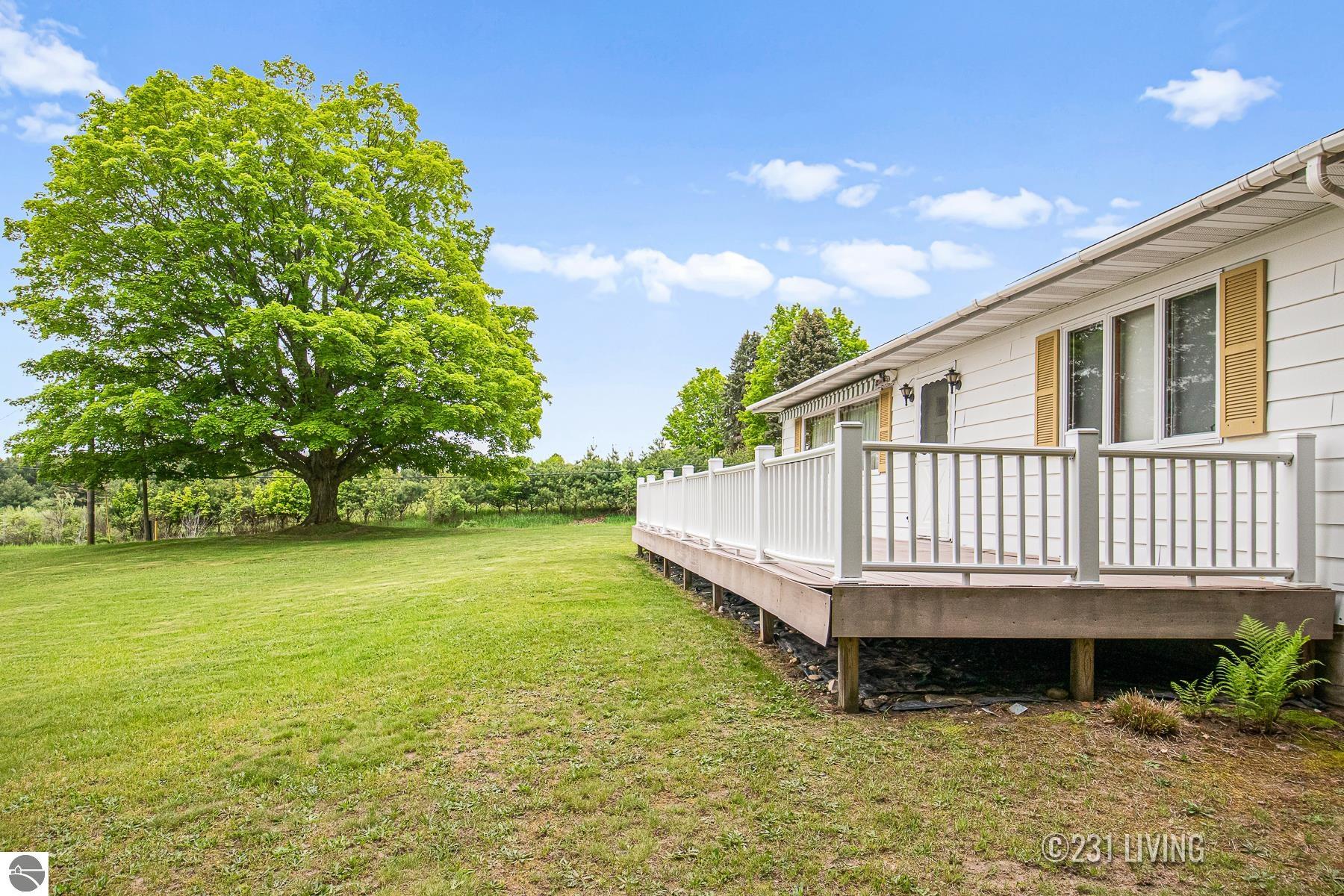 11888 Hickin Road, Rapid City, MI 49676 — Photo 28