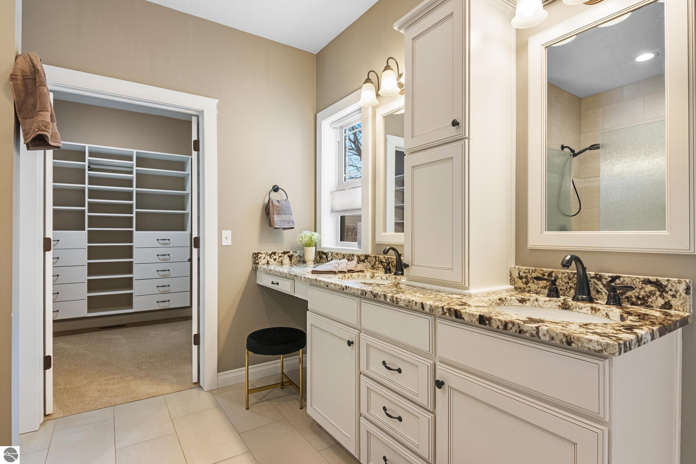 5200 Arrowhead Circle, Williamsburg, MI 49690 — Photo 32