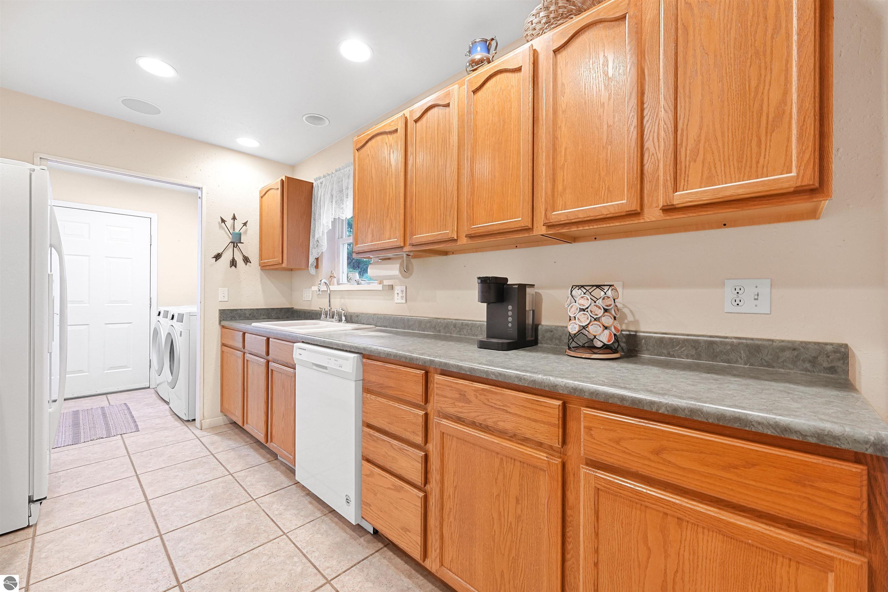 8530 Homestead Road, Benzonia, MI 49616 — Photo 12