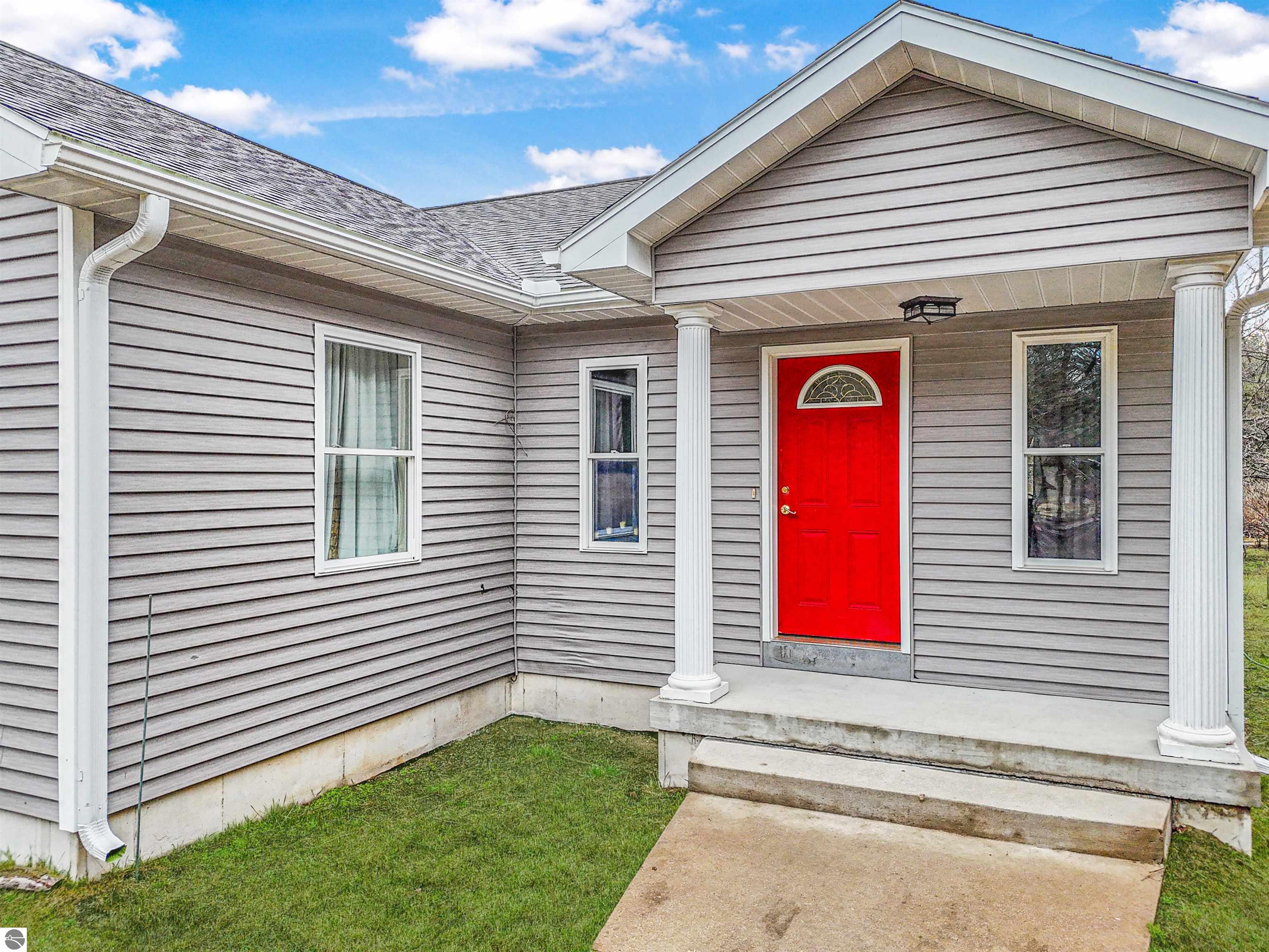 8530 Homestead Road, Benzonia, MI 49616 — Photo 32